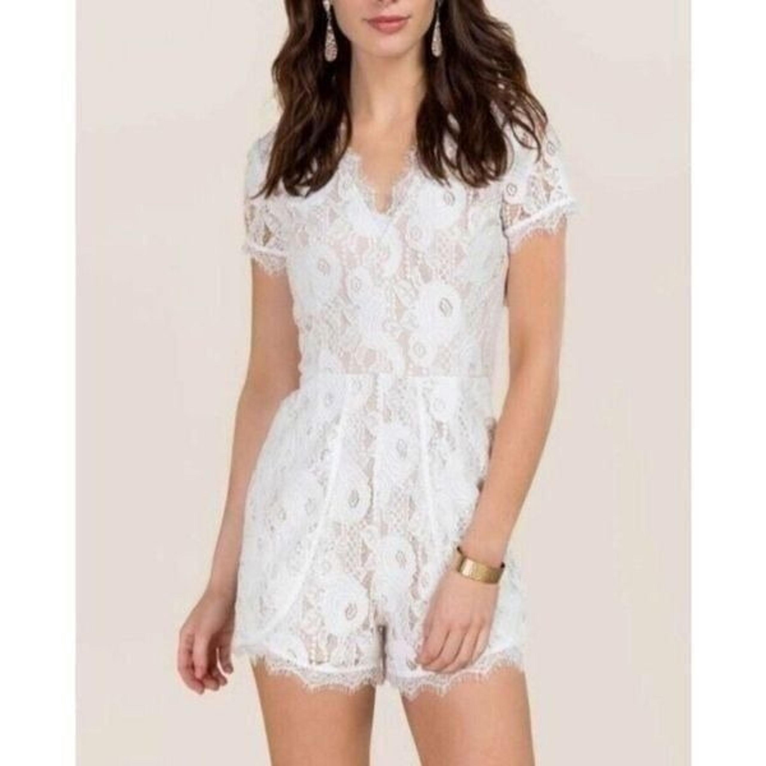 Francesca's Women's Ivory Cream Lace Short Sleeve Romper Size Medium