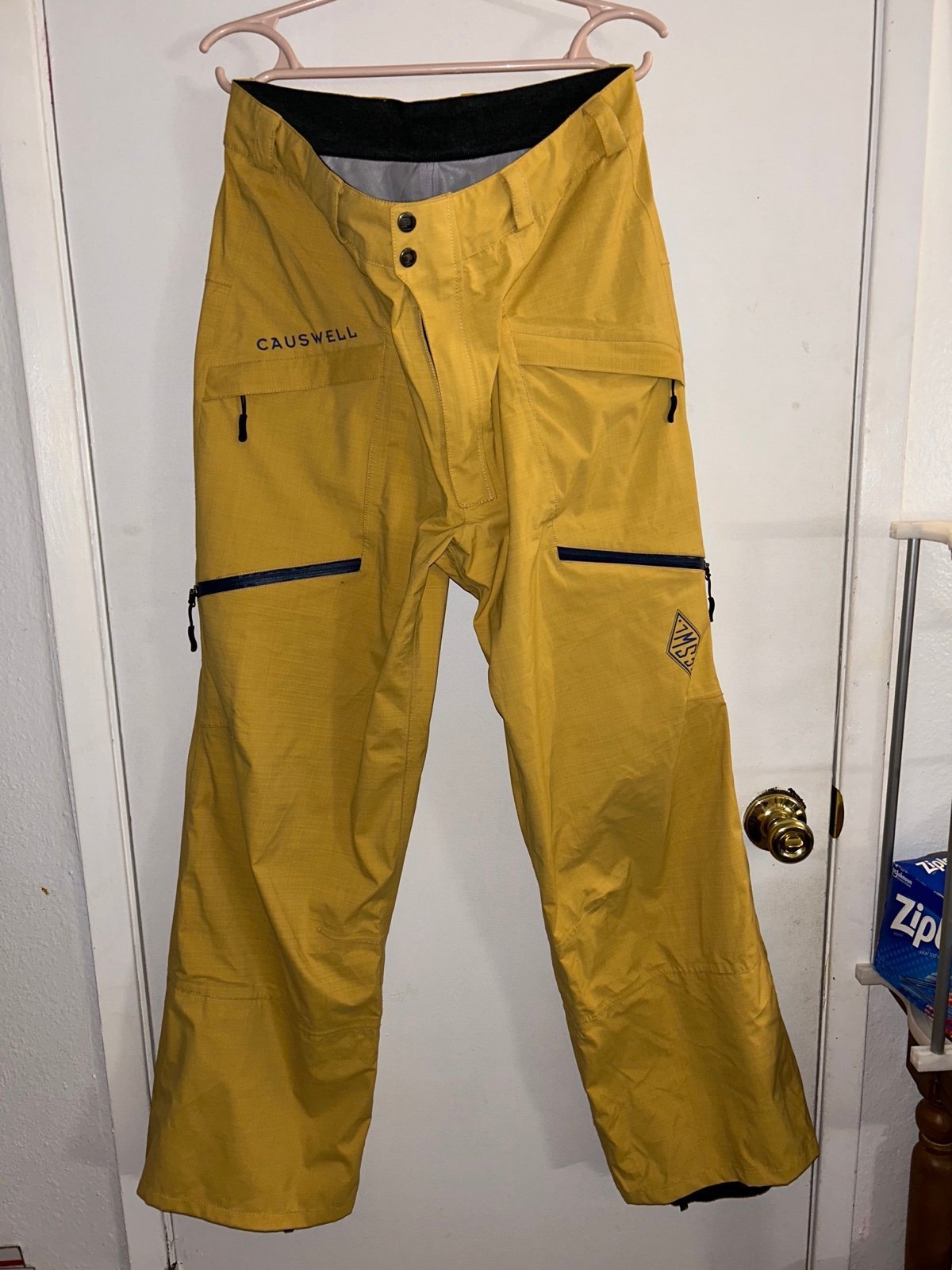 Causwell Mountain Division Yellow Warm Stylish Pants Men’s Ski Snowboard Sz M