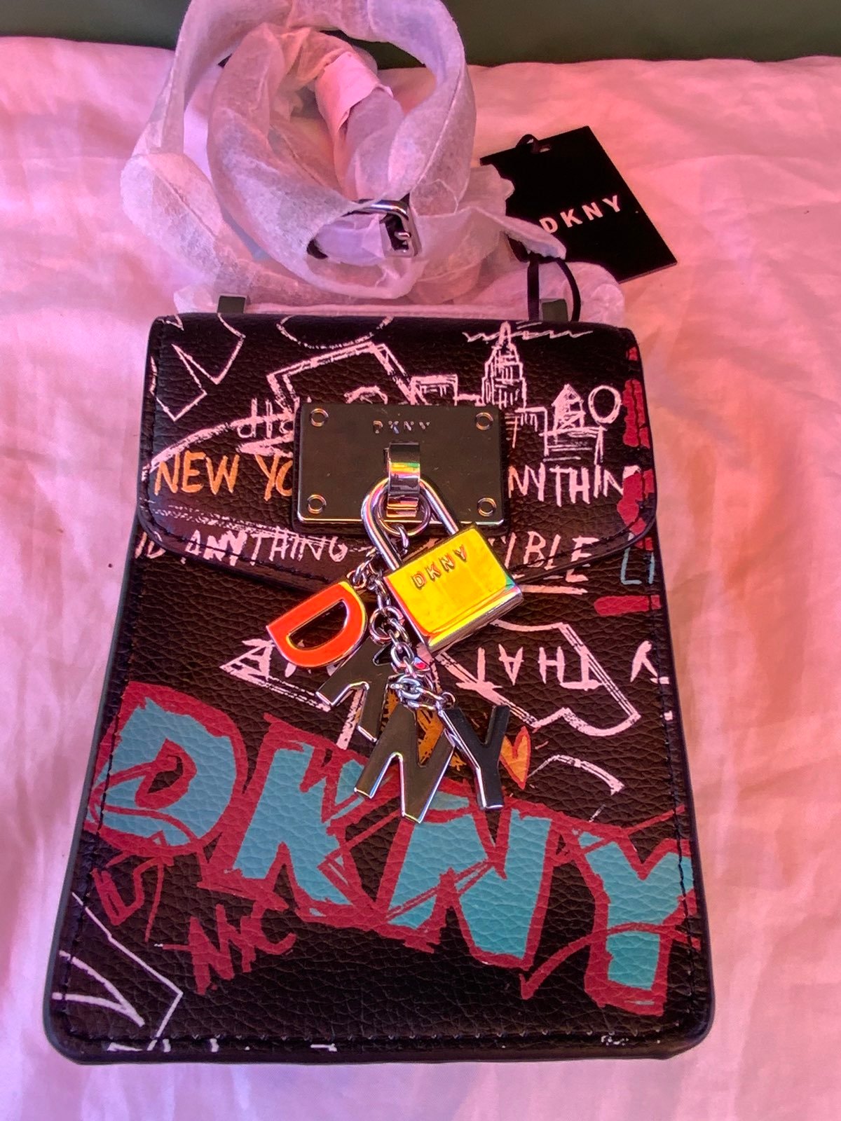 DKNY GRAFITTI SHOULDER BAG