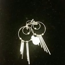 14 kt white gold earrings