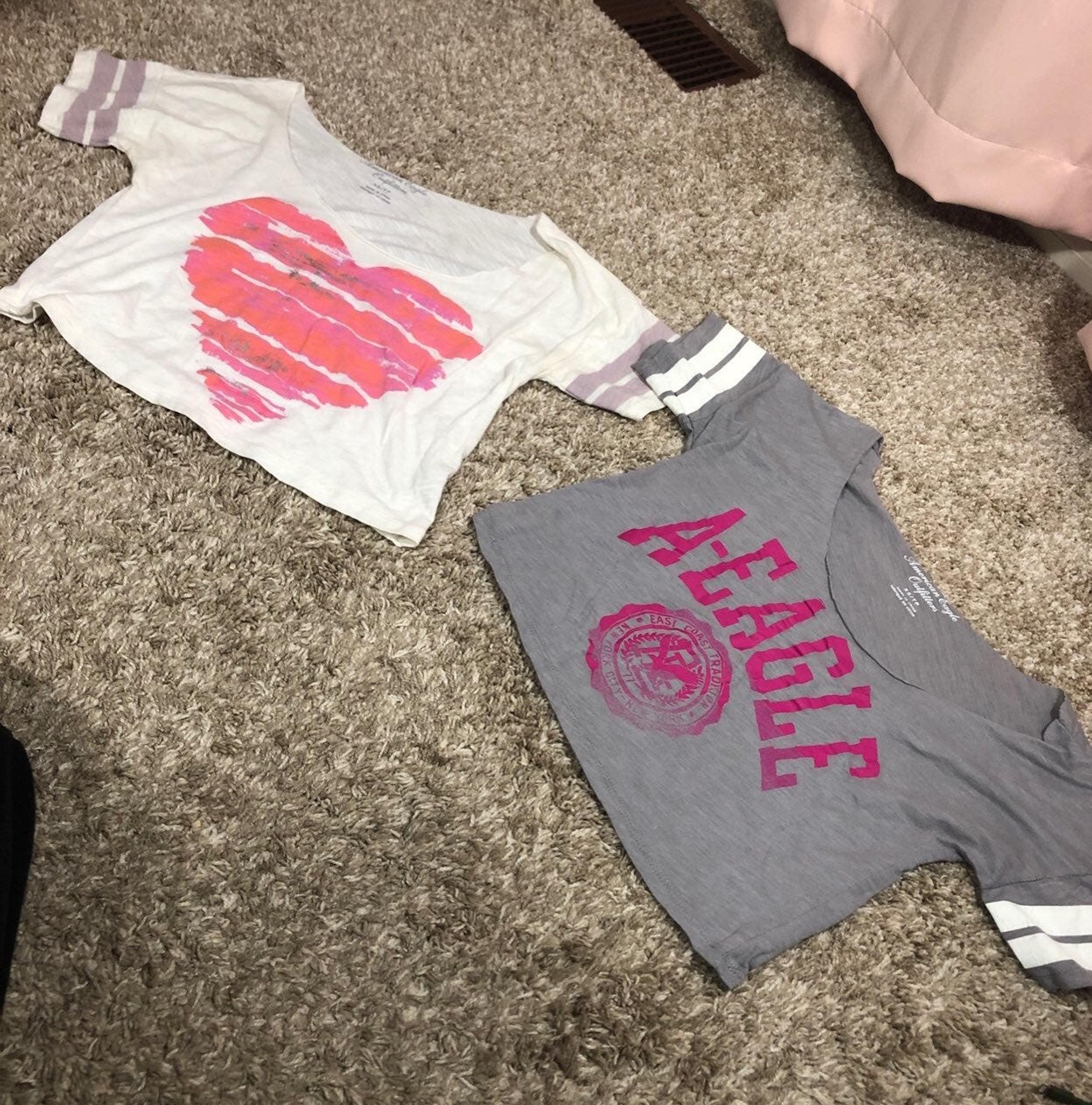 American Eagle Crop tops