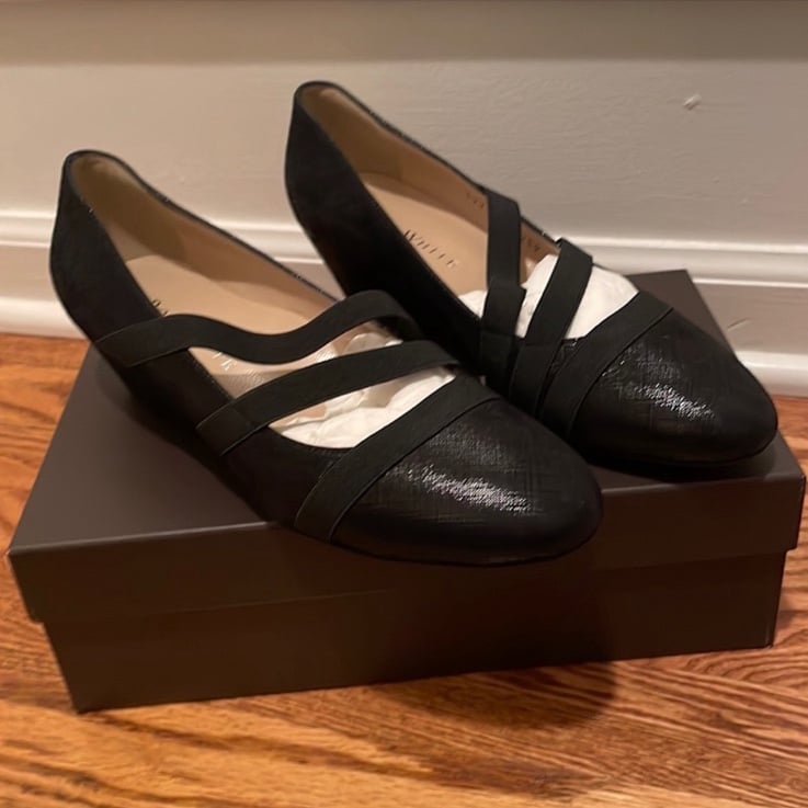 New with tags Ron white slip on shoes