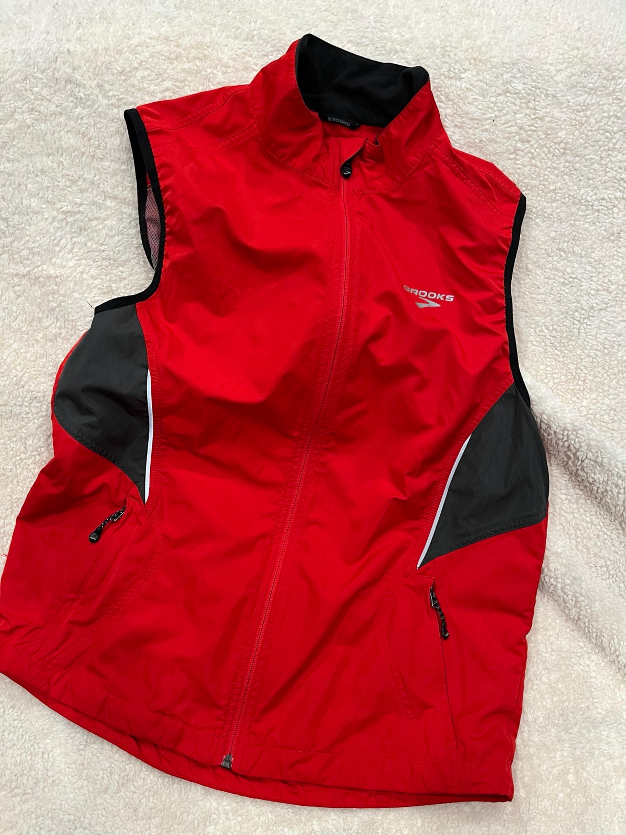 Brooks Mens Running Vest Size Medium