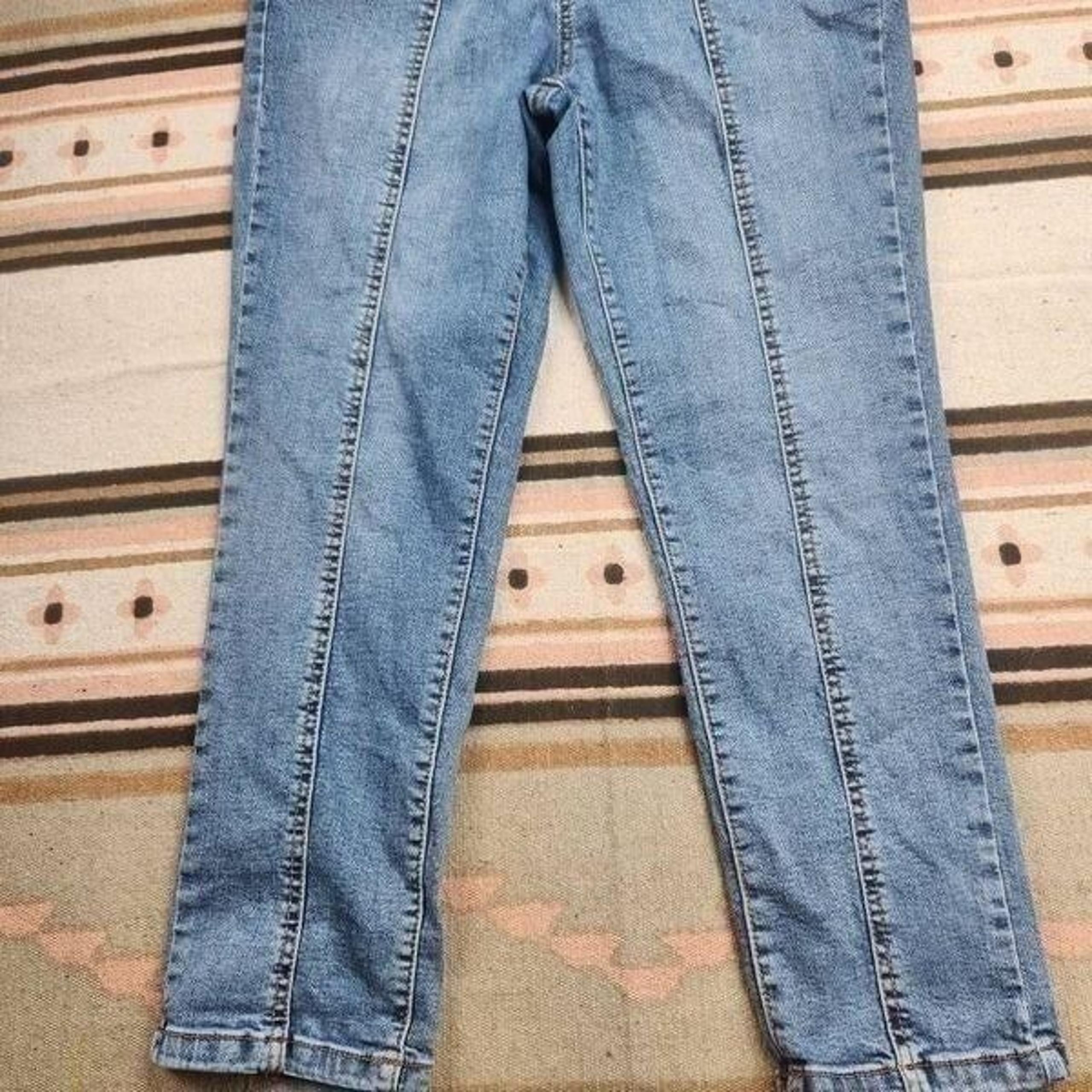 Style & Co Denim Capri's Women's Size 6 Medium Wash