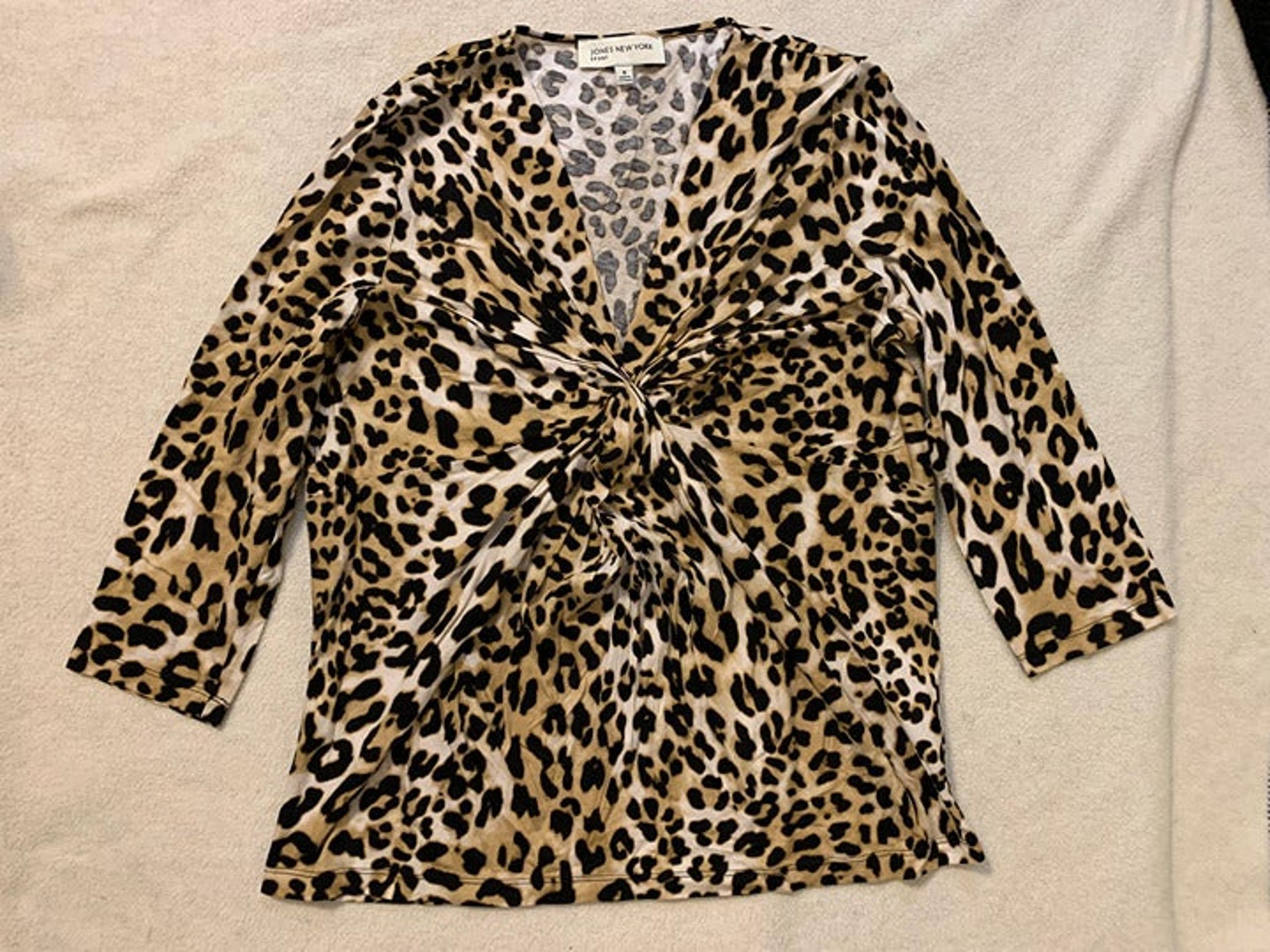 NWOT Jones New York Sport Leopard Print Twist Top, Women's Size Small