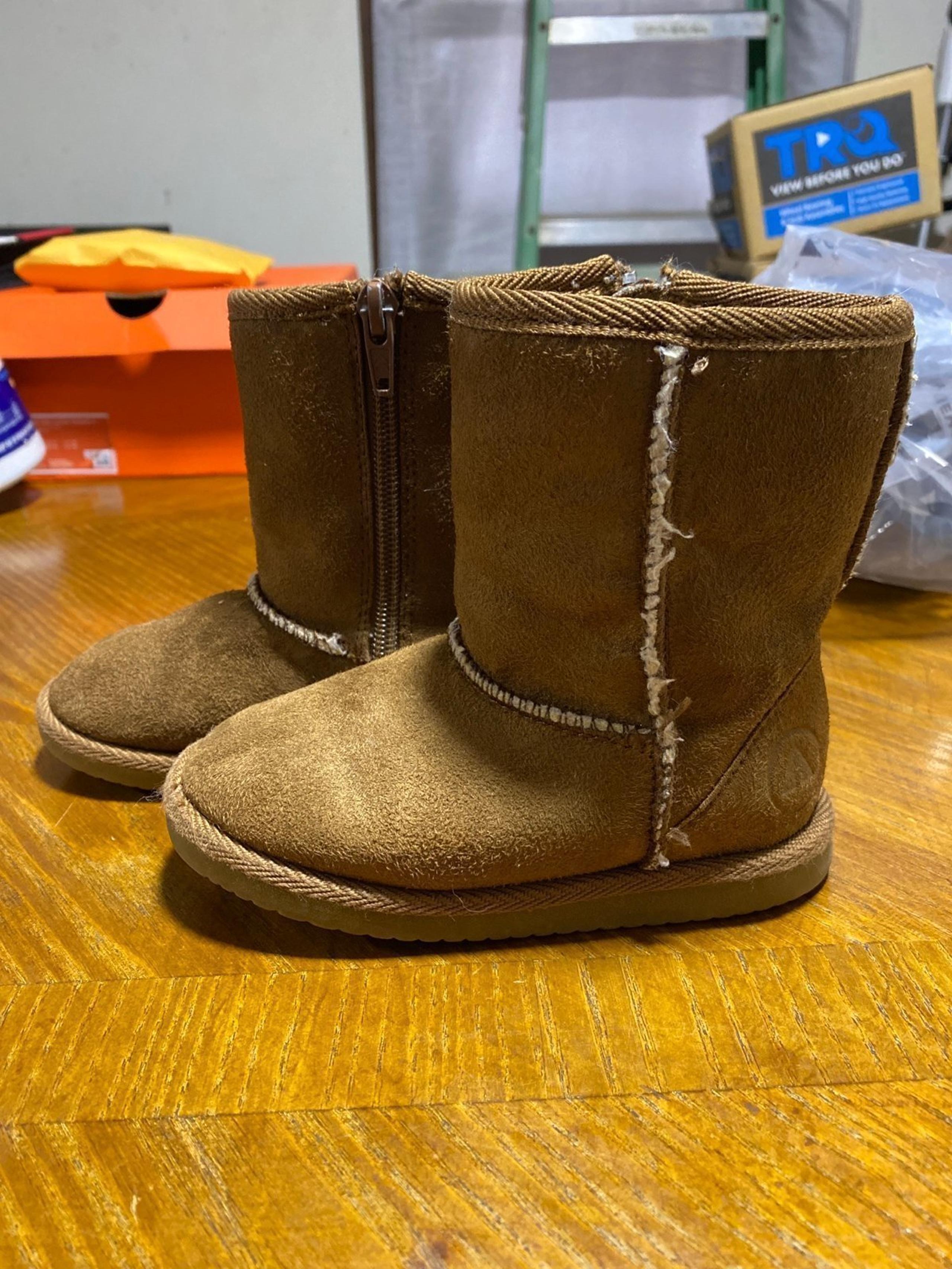 Girls Brown AirWalk Boots Size 8