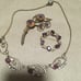ESTATE DE CURTIS 18” NECKLACE VAN DELL ROUND BROOCH FLOWER PIN