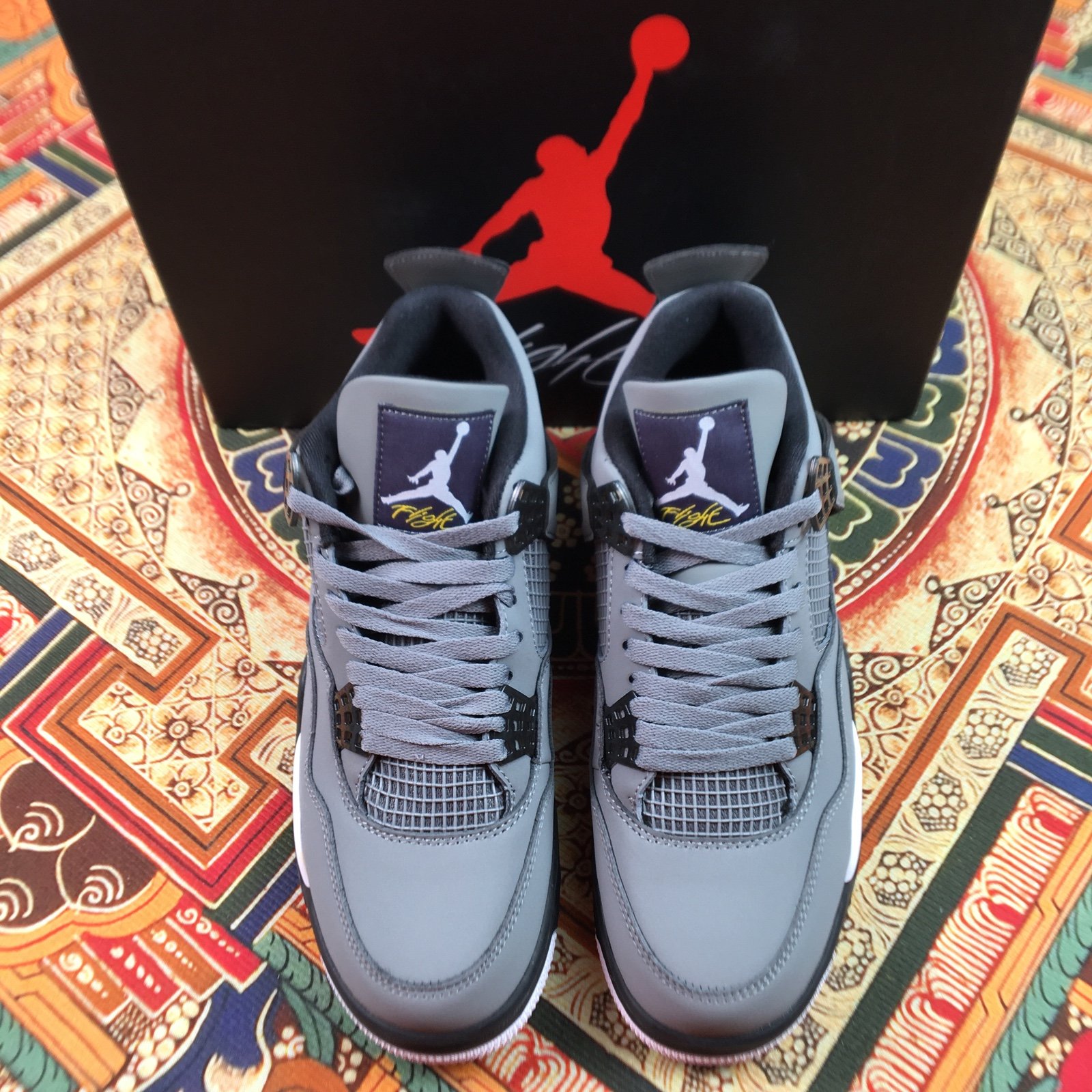 Mens Jordan 4