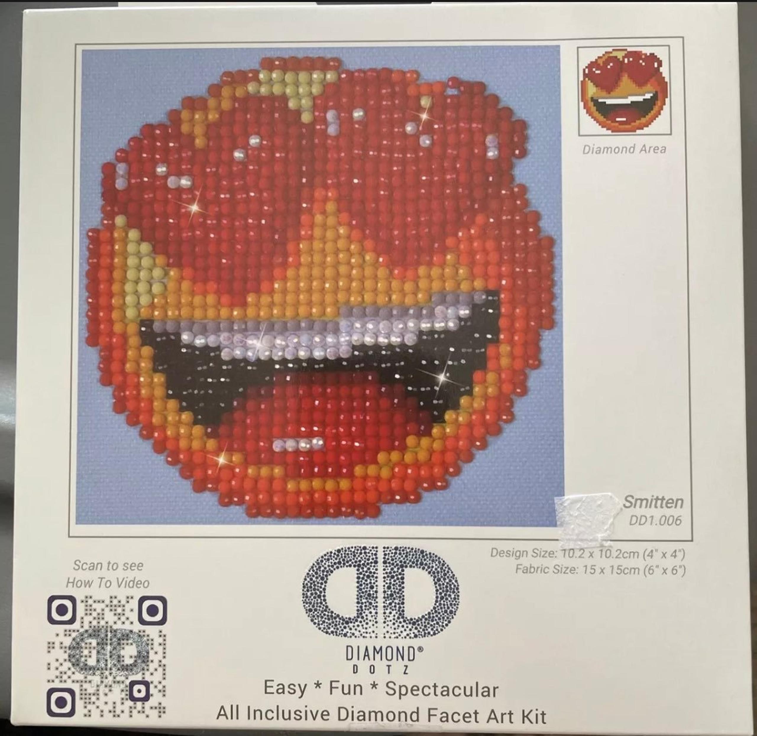 Diamond Dotz Diamond Painting Kit: Smitten