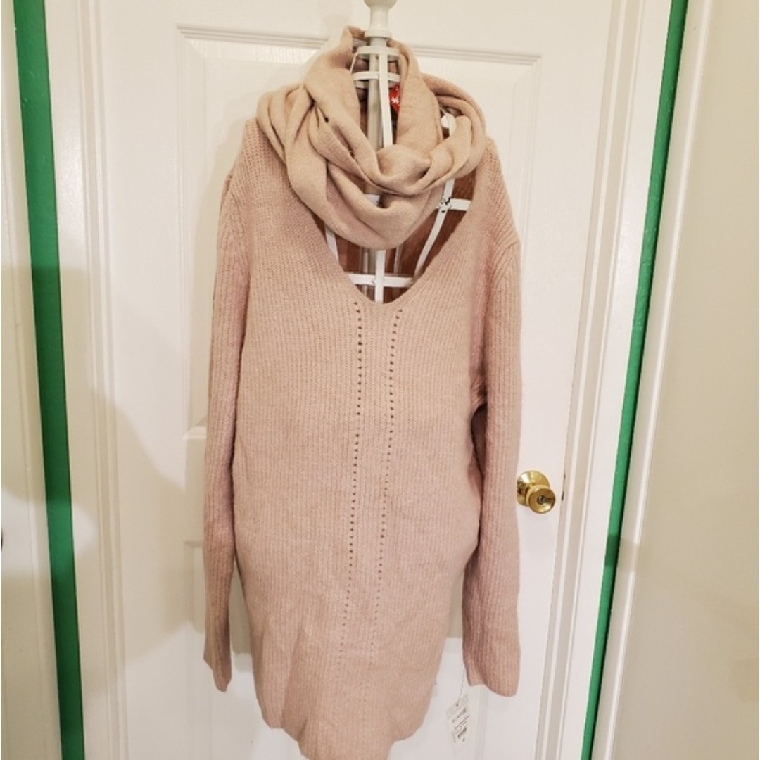 Liz Claiborne Sweater/ Infinity Scarf Combo Sz XL