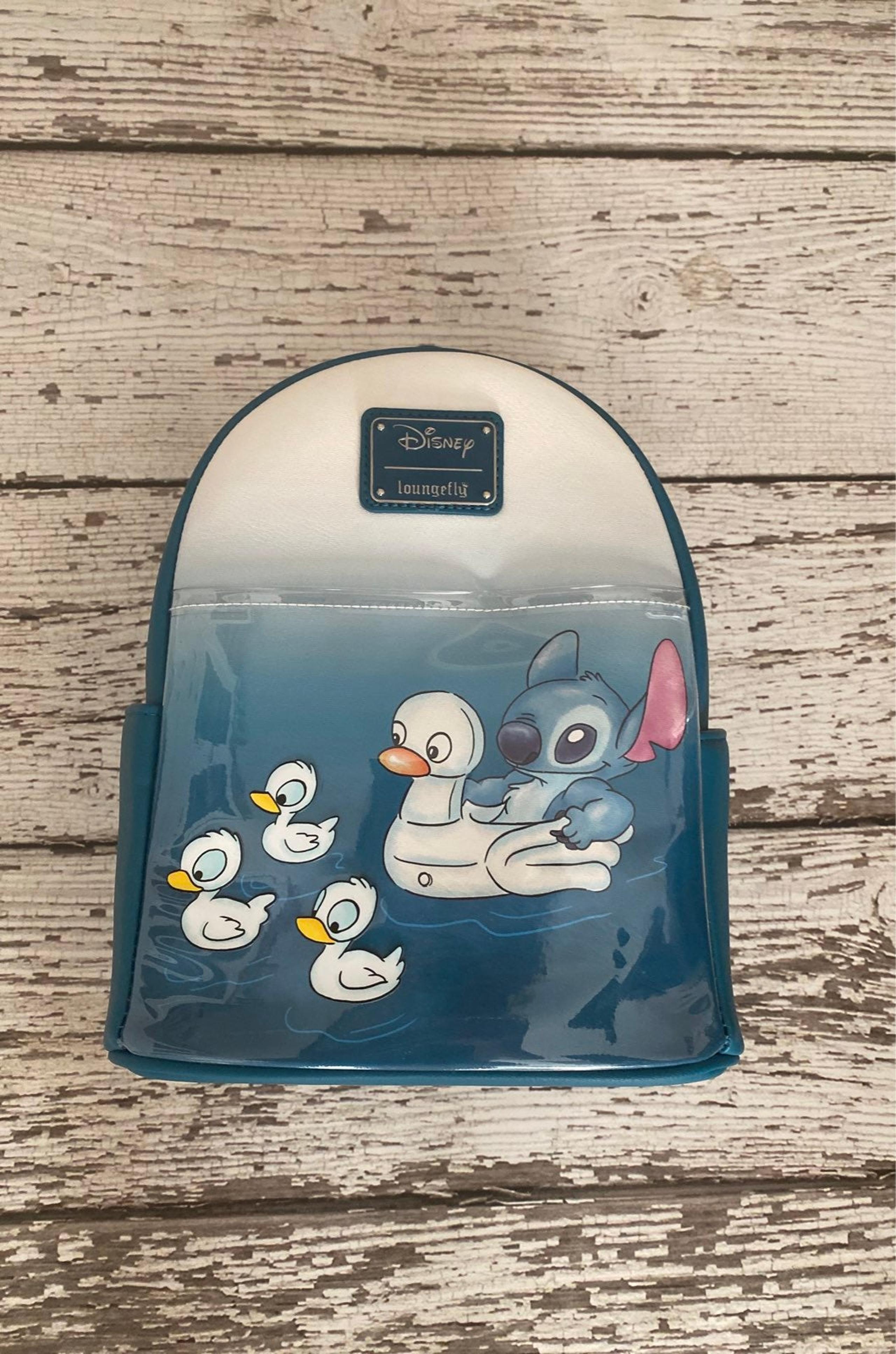 BNWT Disney Loungefly Box Lunch Stitch floating with Ducks