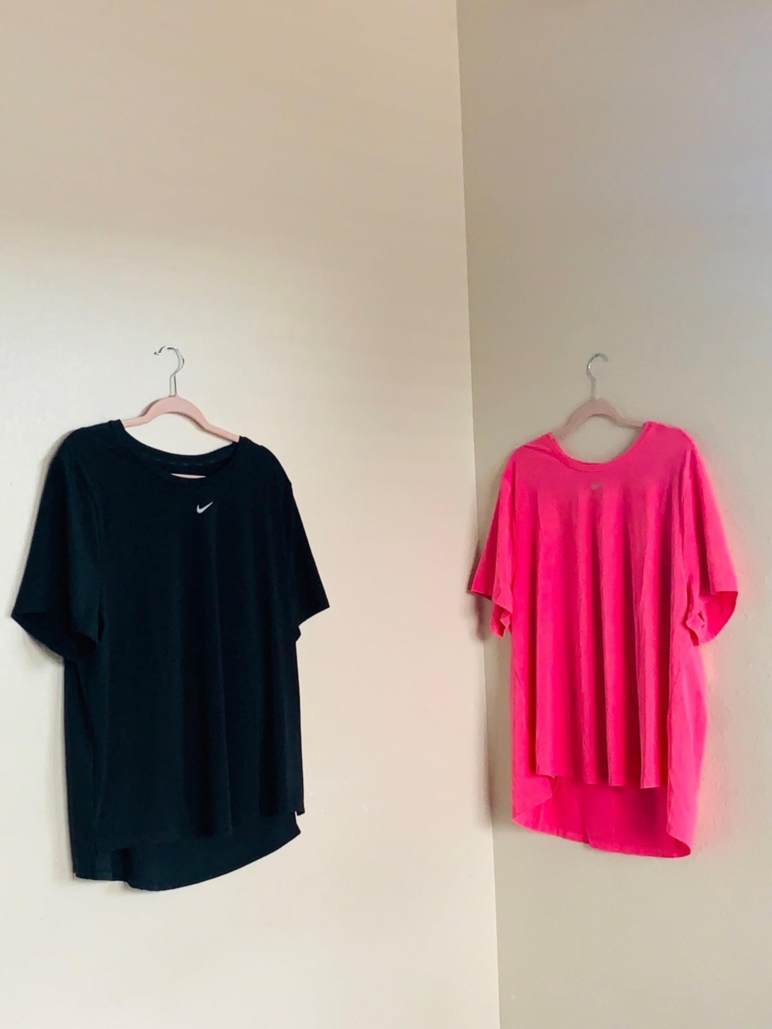 NWT Women size 1X blouse top Nike dri fit
