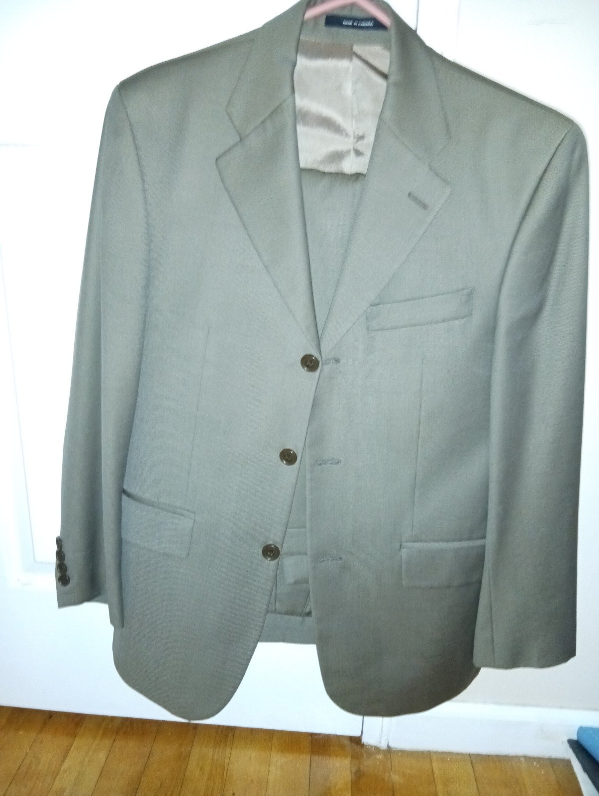 Small/Medium tan men's business blazer