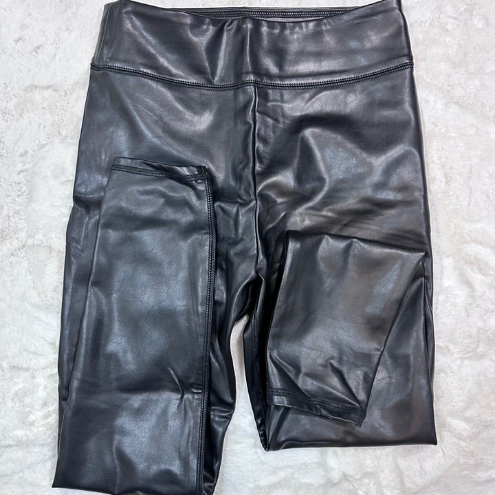 Abercombie And Fitch Faux Leather Leggings In Black Size Medium