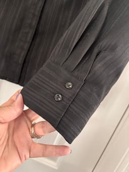 Item photo preview #3