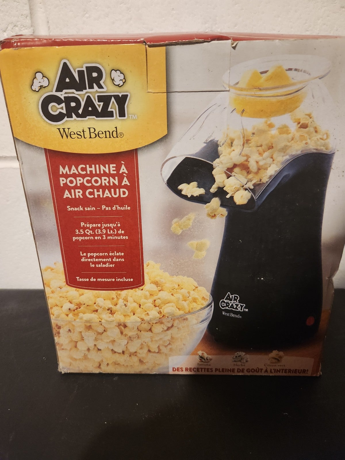 NEW IN BOX AIR CRAZY 82419 W/MANUAL WEST BEND HOT AIR POPCORN POPPER BLACK