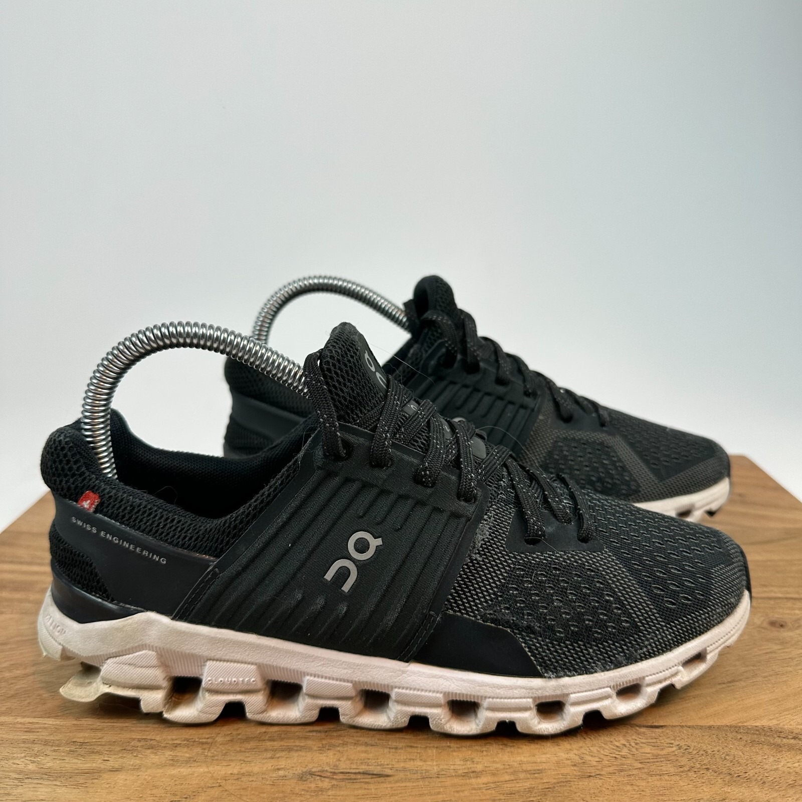 Womens On Cloud Cloudswift Black Athletic Running Sneakers Shoes Size 7.5 M