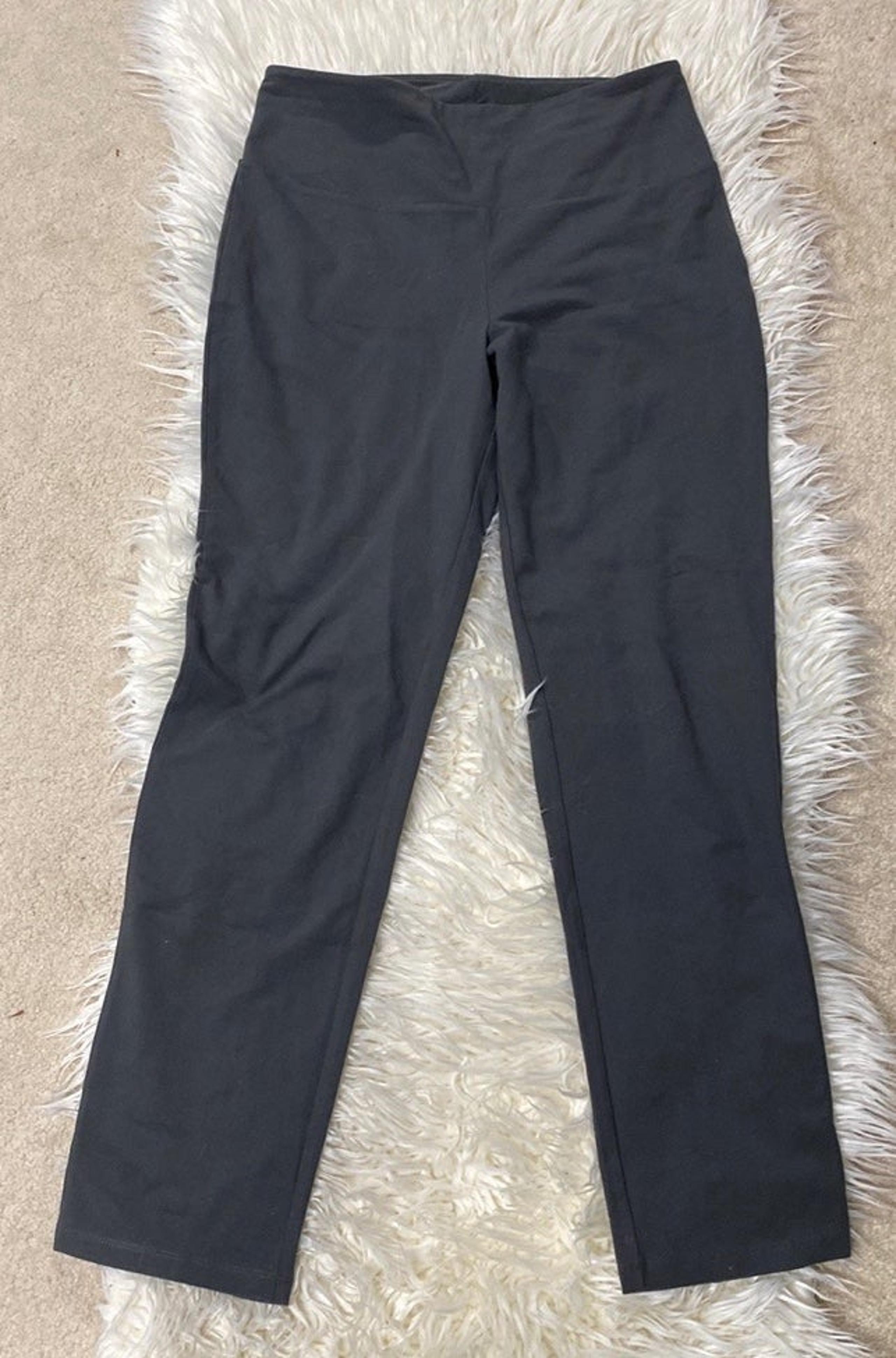 Women w/ tummy control leggings medium
