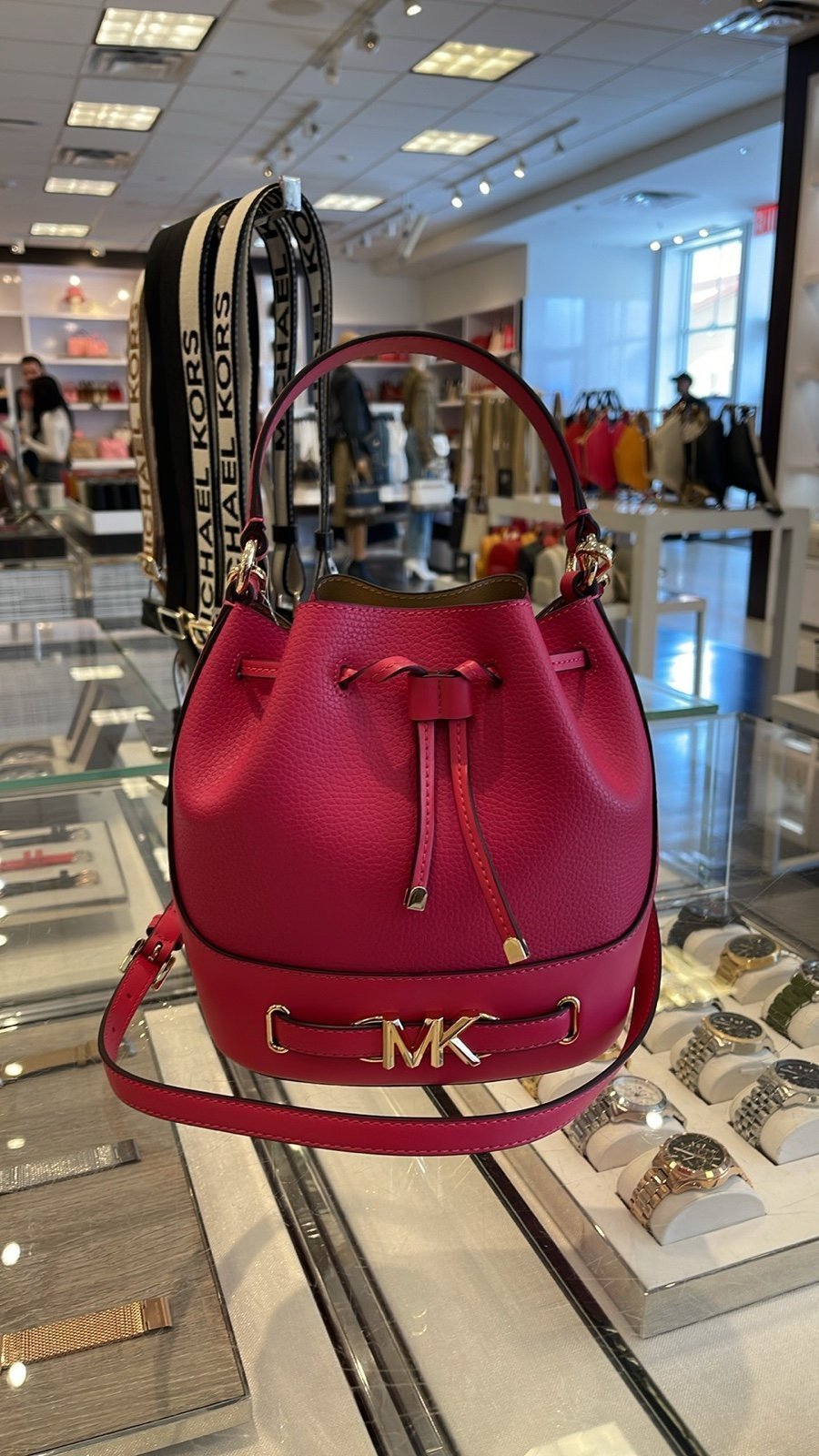 MICHAEL KORS Reed Medium Pebbled Leather Bucket Bag Electric Pink NWT