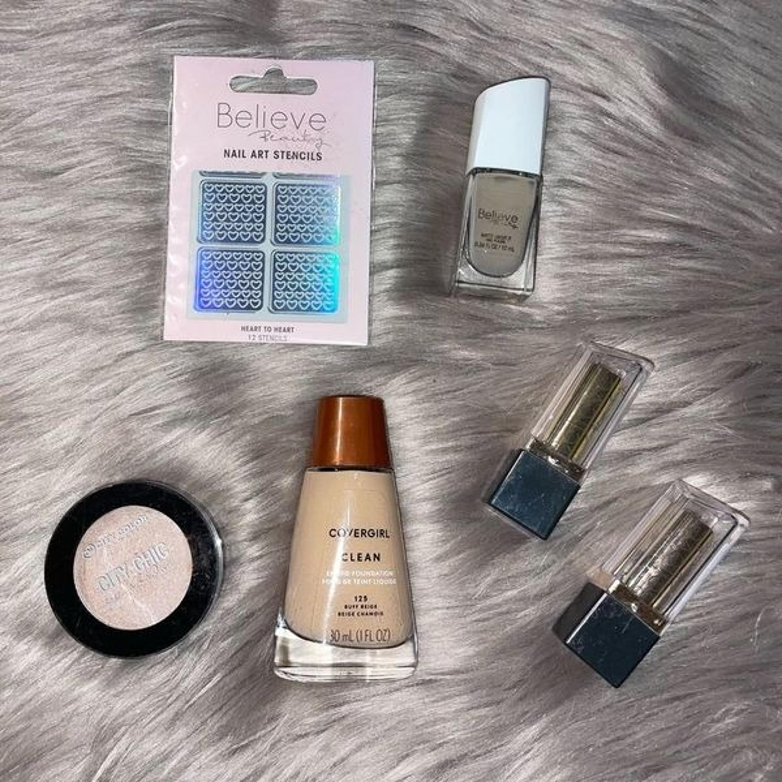 6 Piece Makeup Bundle- New