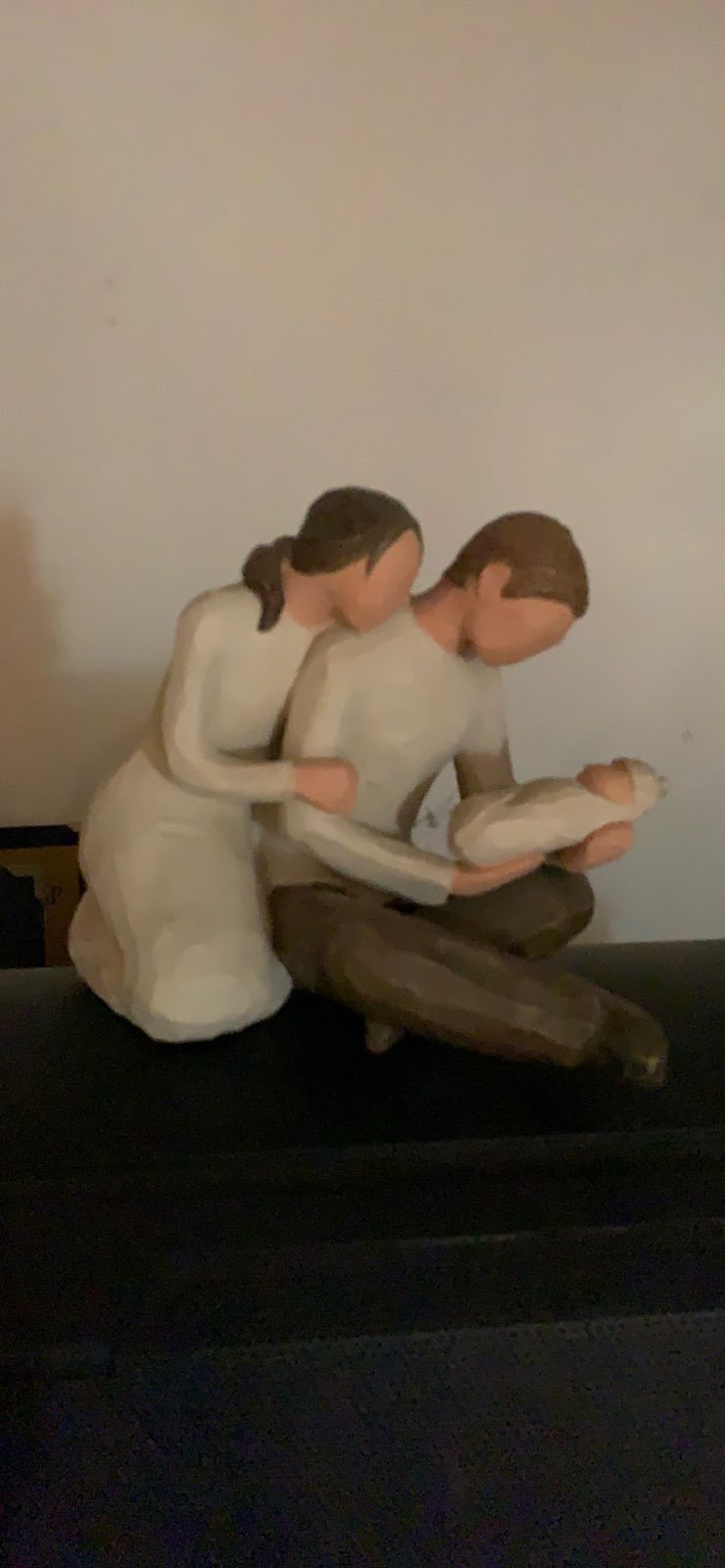 statue