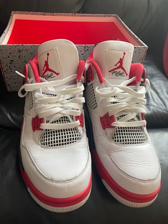 Air Jordan 4 Retro OG 'Fire Red' 2020