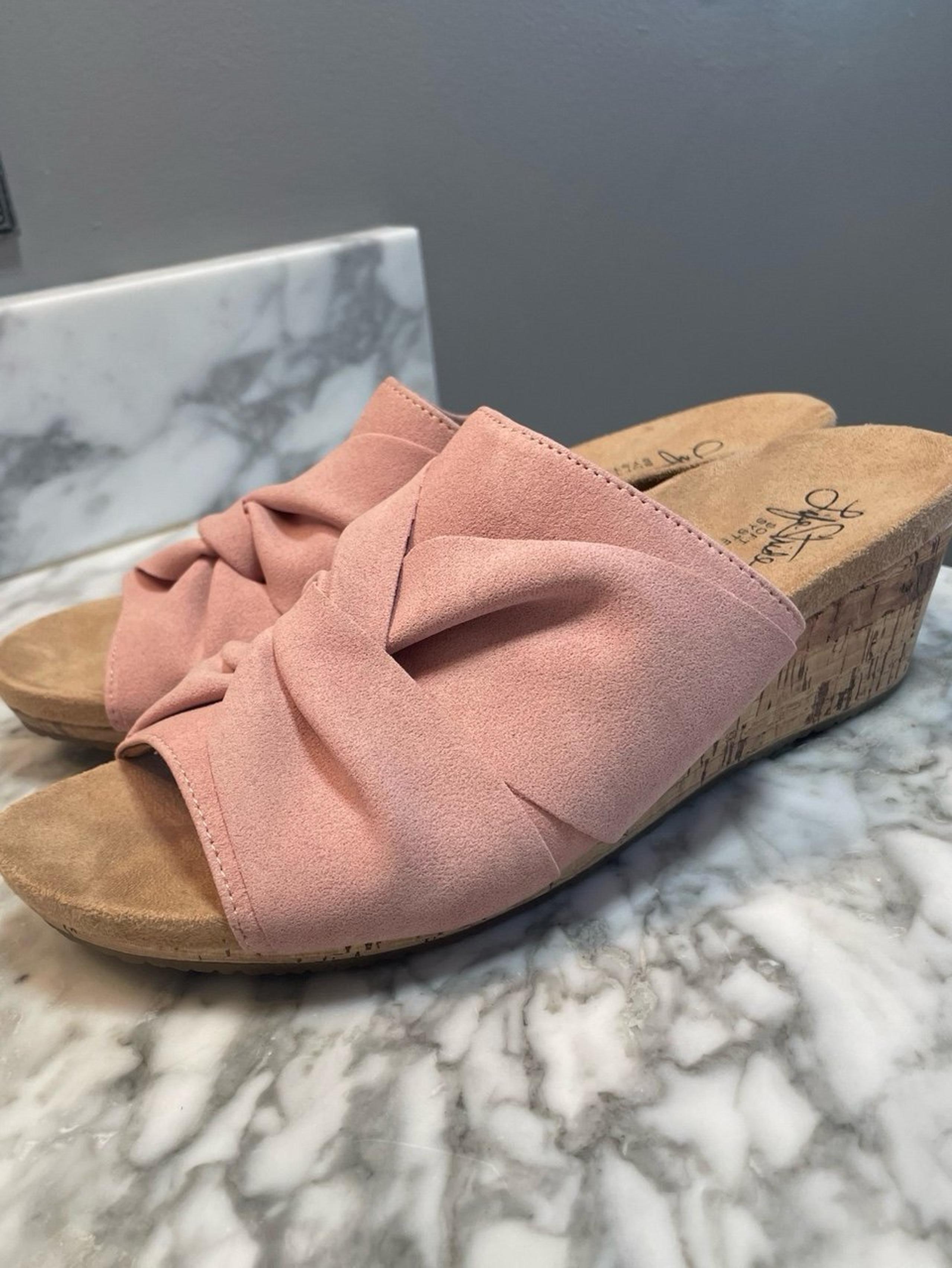 Life Stride Mallory Pink Wedge Sandals Women’s 8