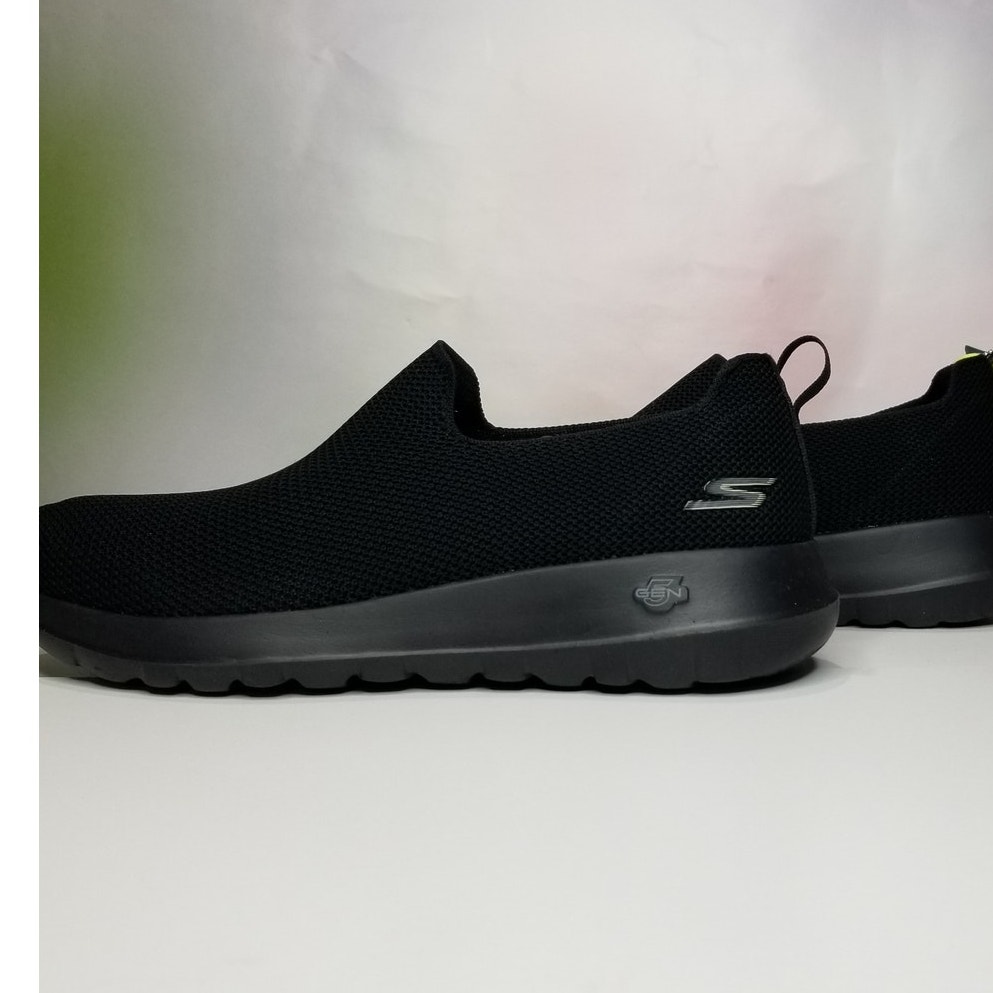 SKECHERS Men's GOwalk Max Gen 5 Slip-On Walking Size 11 Black NWT