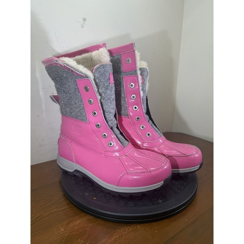 Ugg Australia Kids Butte II Patent Sparkle Waterproof Boot Size 6 NO LACES