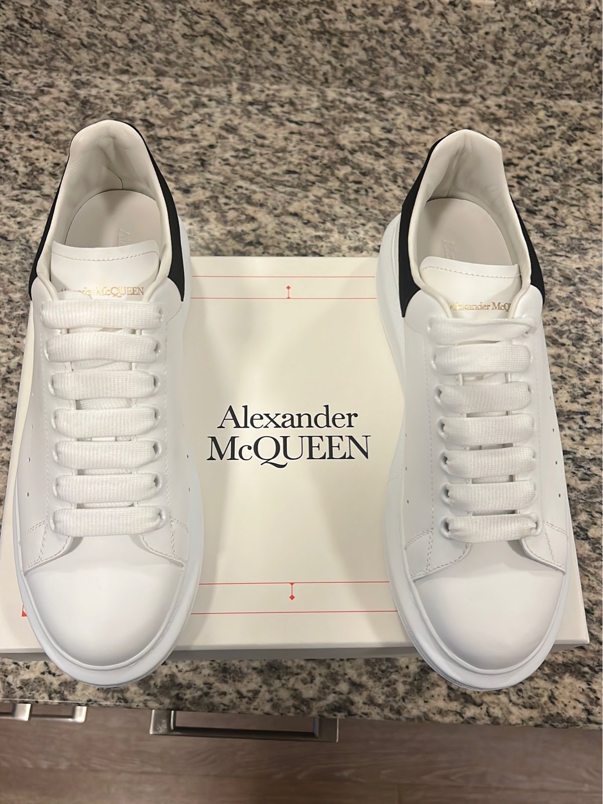 Alexander McQueen sneakers 8/8.5 Men