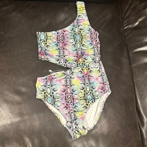 New Stella Cove swimsuit