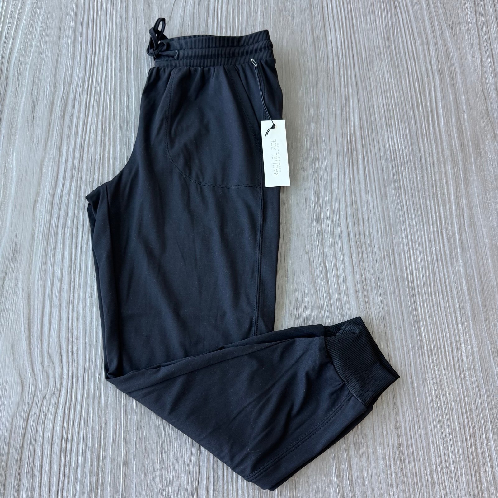 Rachel Zoe NWT Women’s It’s all about Comfort Joggers in Black Size S