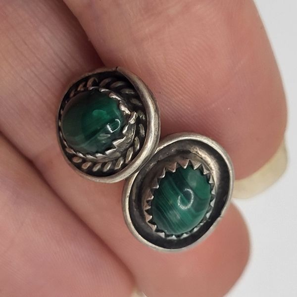 Vintage Zuni Malachite Sterling Silver Post Stud Earrings 10mm