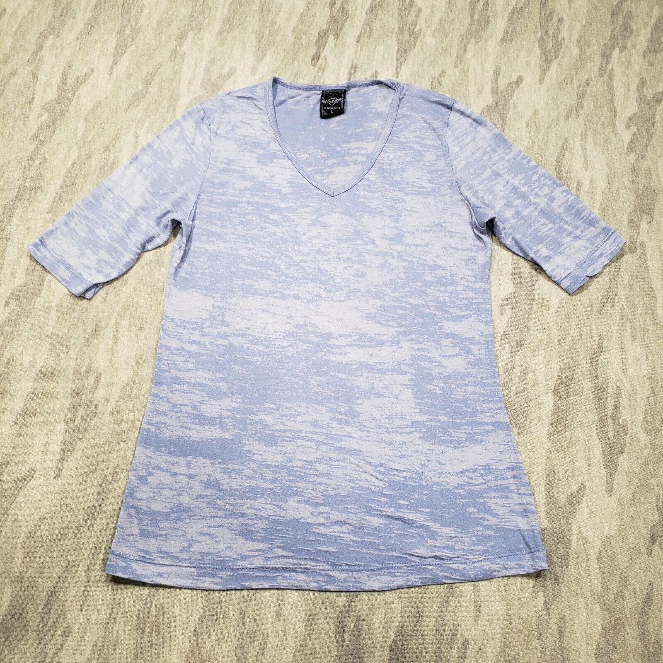 Sledge USA Top Womens Large Blue Pull Over Half Sleeve Light Weight