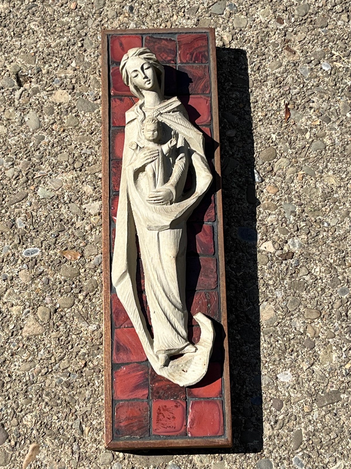 RARE FIND Mary Madonna with Baby Jesus Wall Hanging Ceramic Tile Background