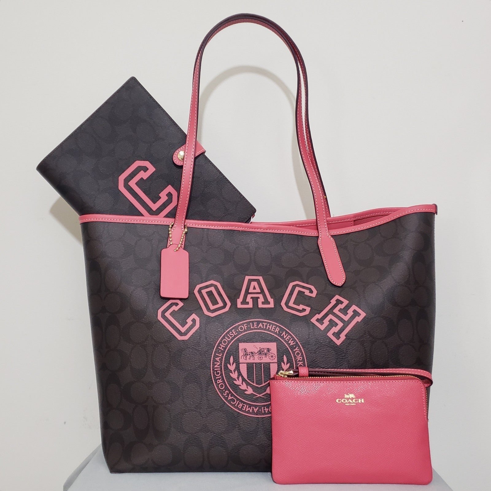 NWT Coach City Tote In Signature Canvas With Varsity Motif CB869