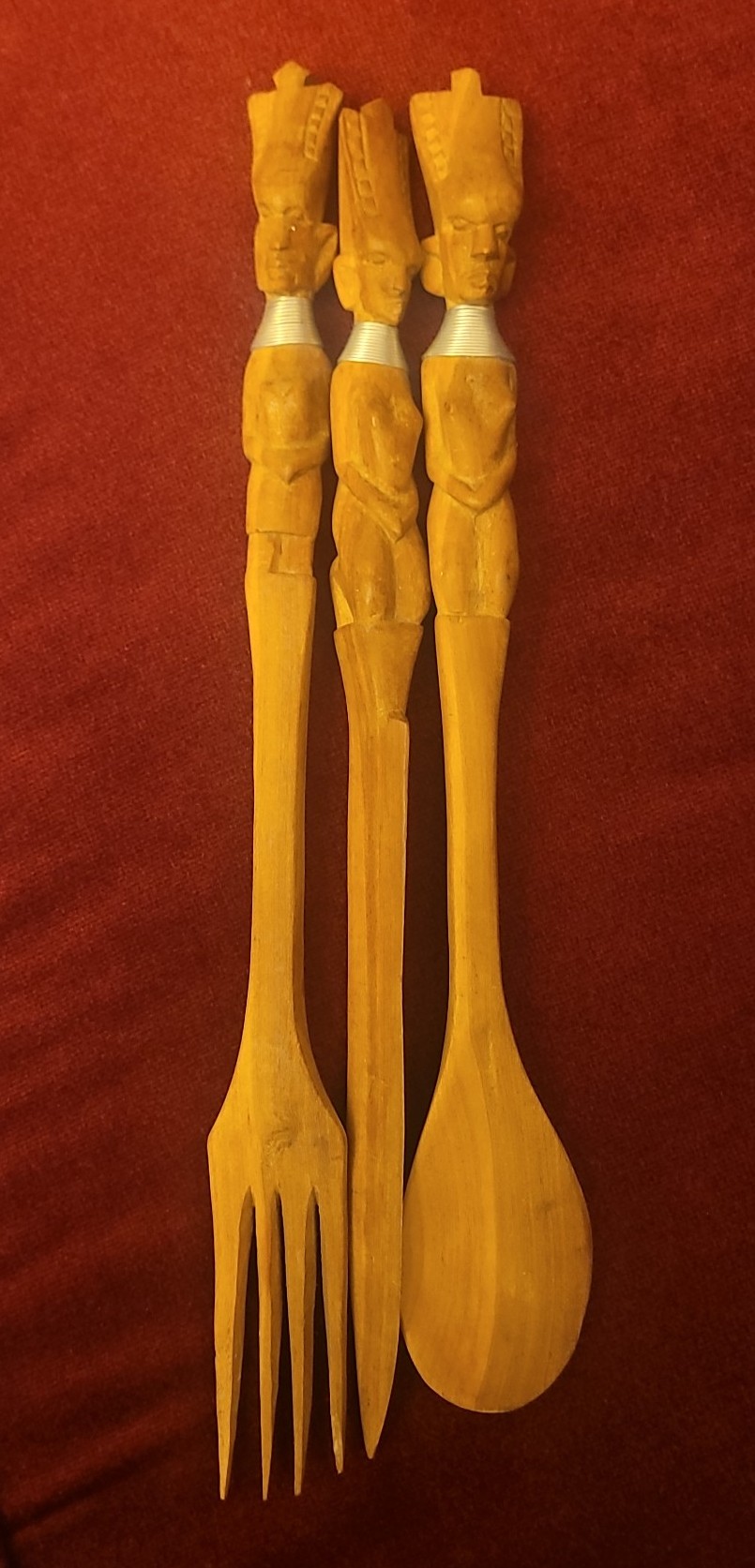 VINTAGE 1950'S AFRICAN THEMED CARVED WOODEN FORK, KNIFE & SPOON SET