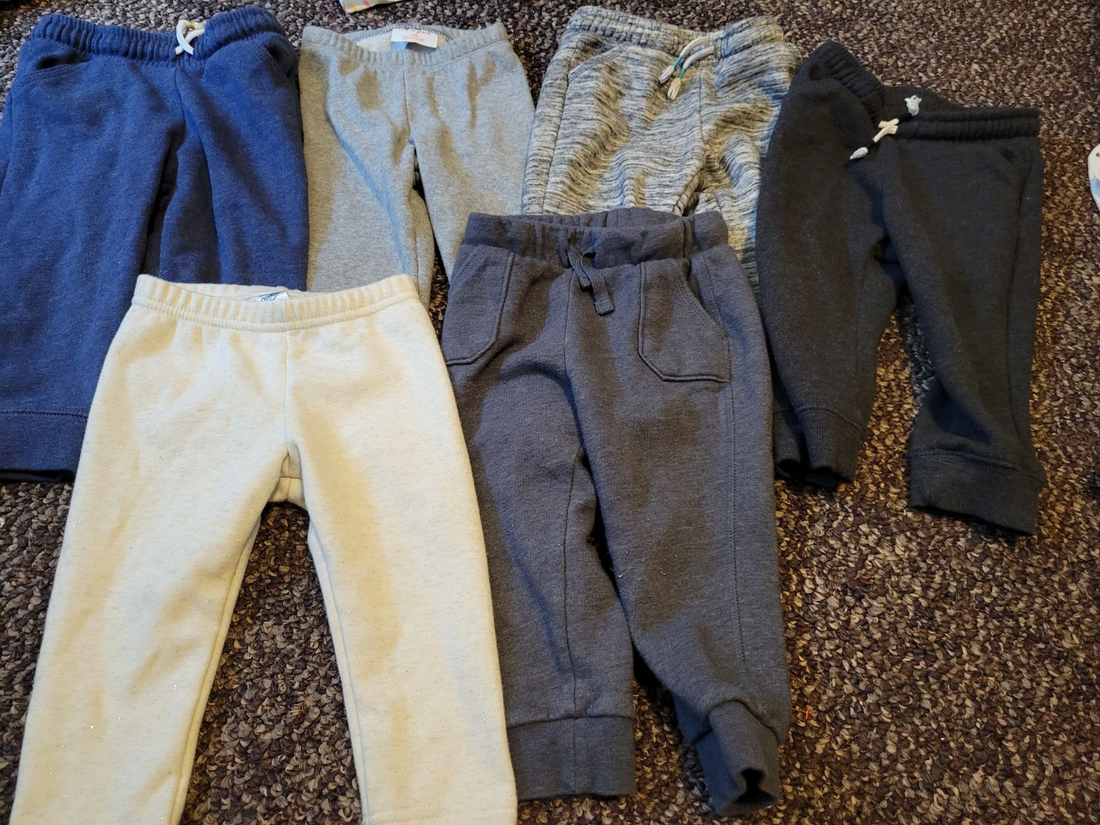 18m girl clothes! DO NOT BUY THIS LISTIN