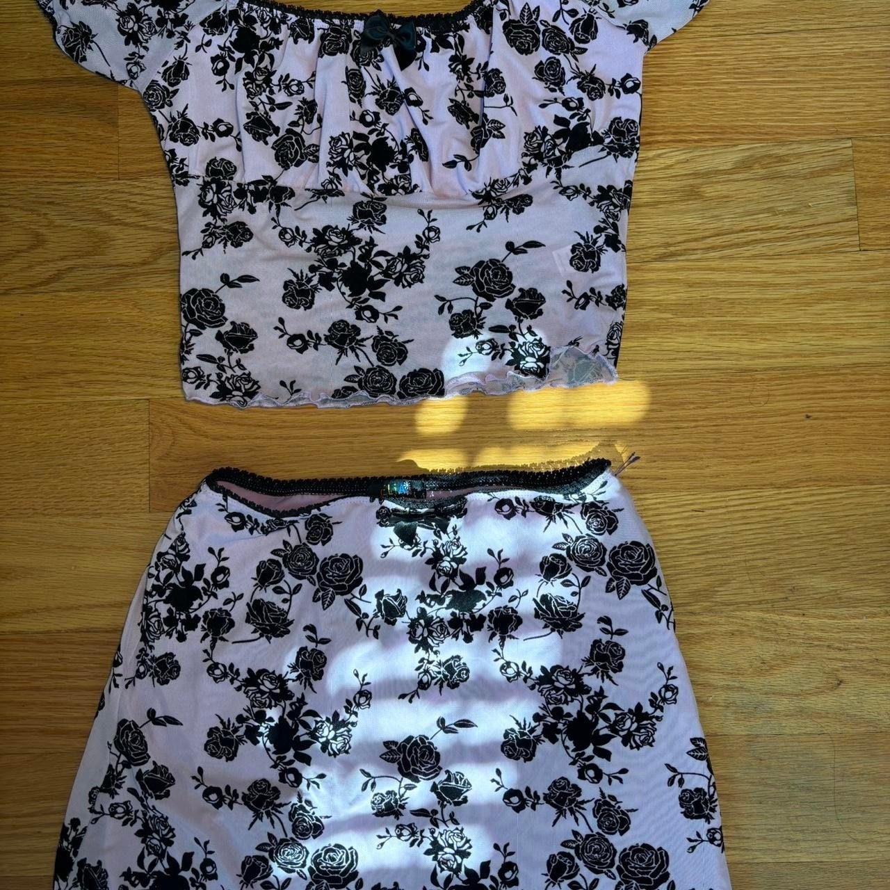 delia’s skirt set