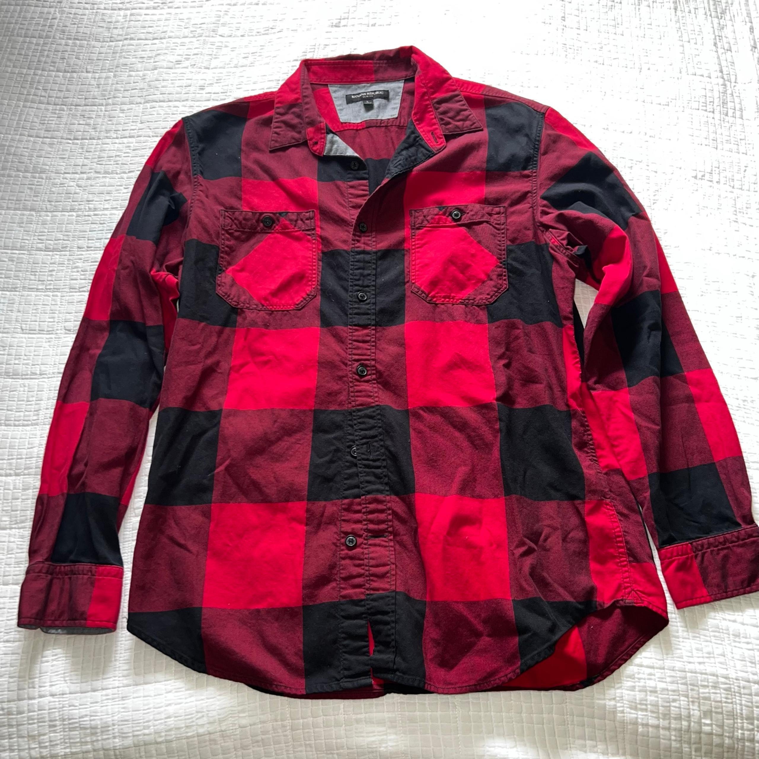 Banana Republic Men’s Red Black Plaid Slim Fit 100% Cotton Button Down Shirt