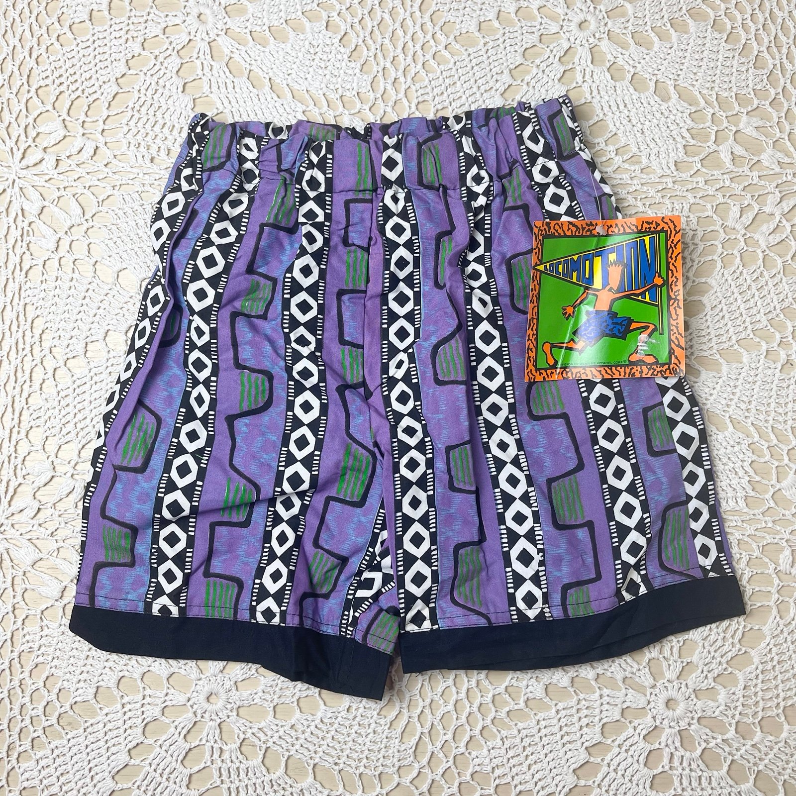 Vintage 1990s Locomotion Boys 10-12 Funky Print Purple Pull On Shorts
