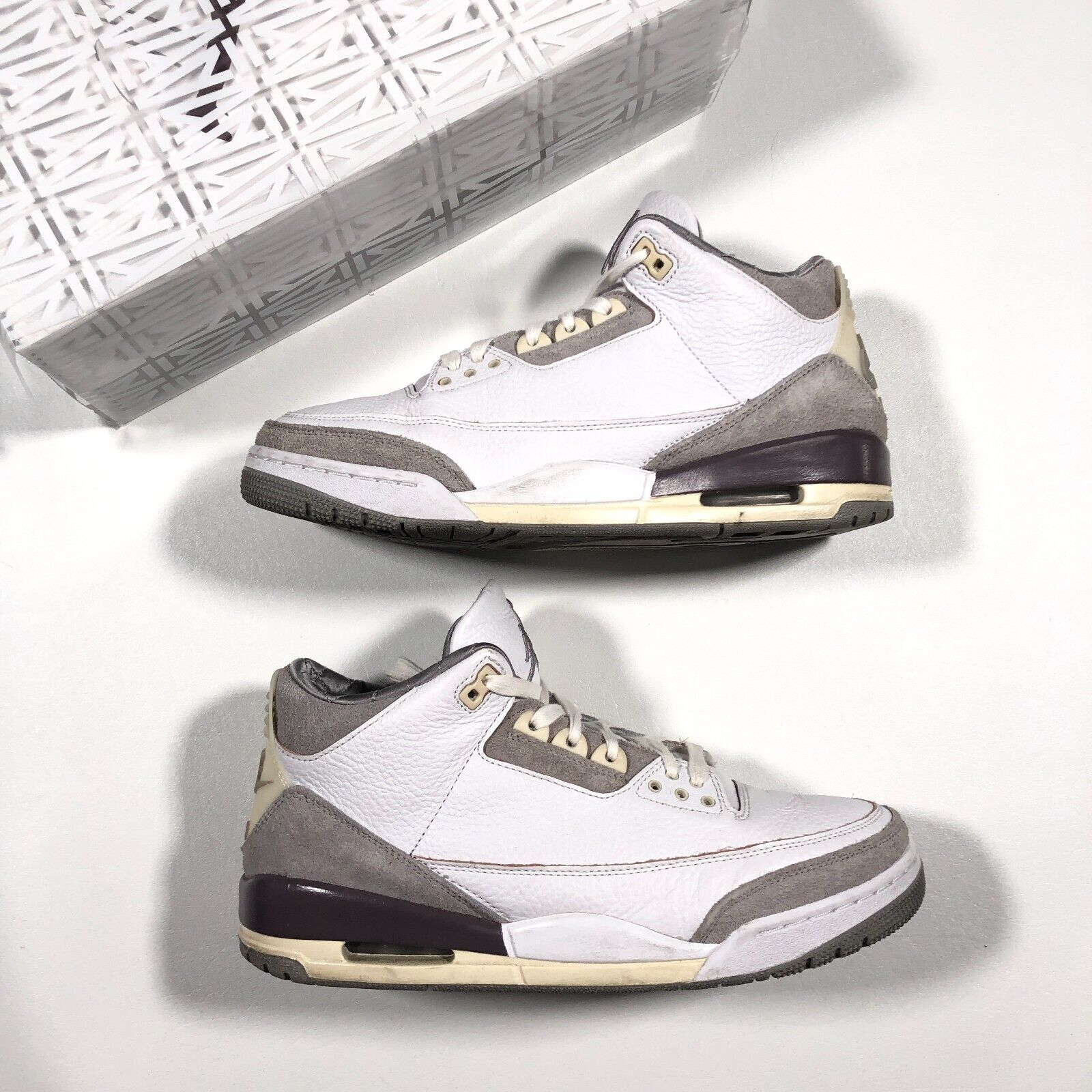 Jordan 3 Retro SP A Ma Maniére (Women's) W11.5 Mens 10 Pre Owned W/ Box White