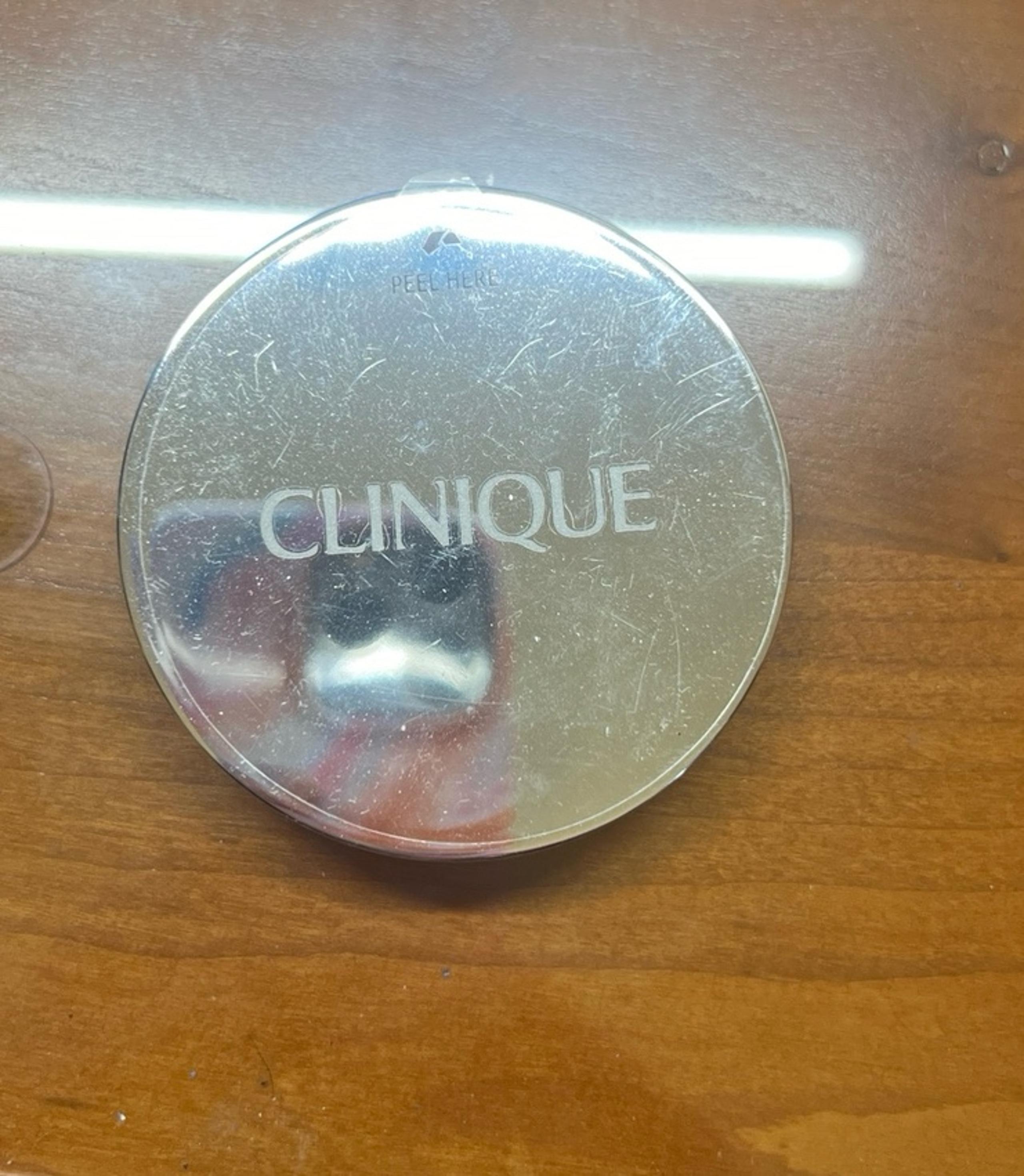 Clinique Superpowder Double Face Makeup, No. 04 Matte Honey, 0.35 oz