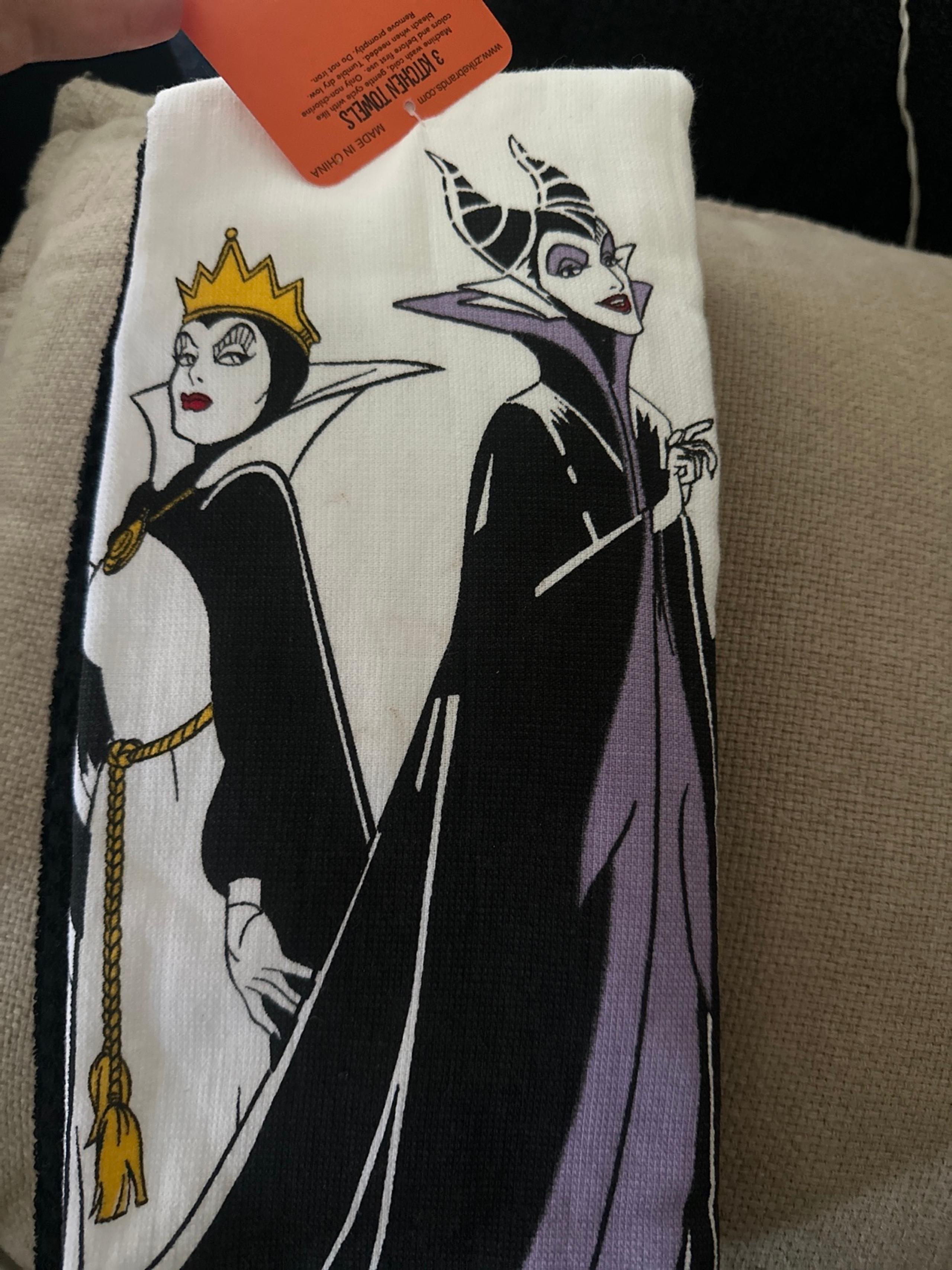 Set Of 2 Disney Villains Kitchen Towels Purple Maleficent Ursula Cruella Evil,