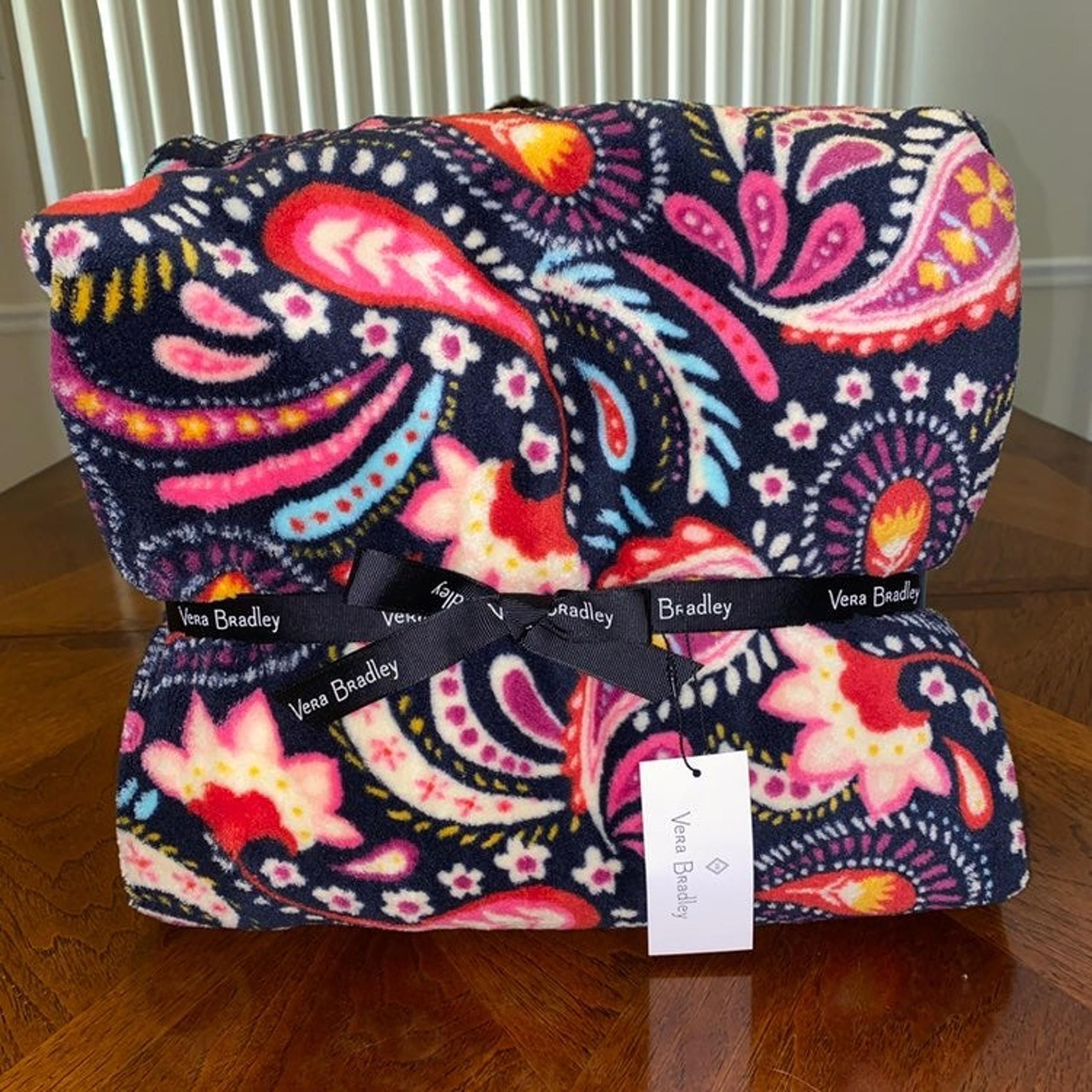NWT Vera Bradley Throw Blanket
