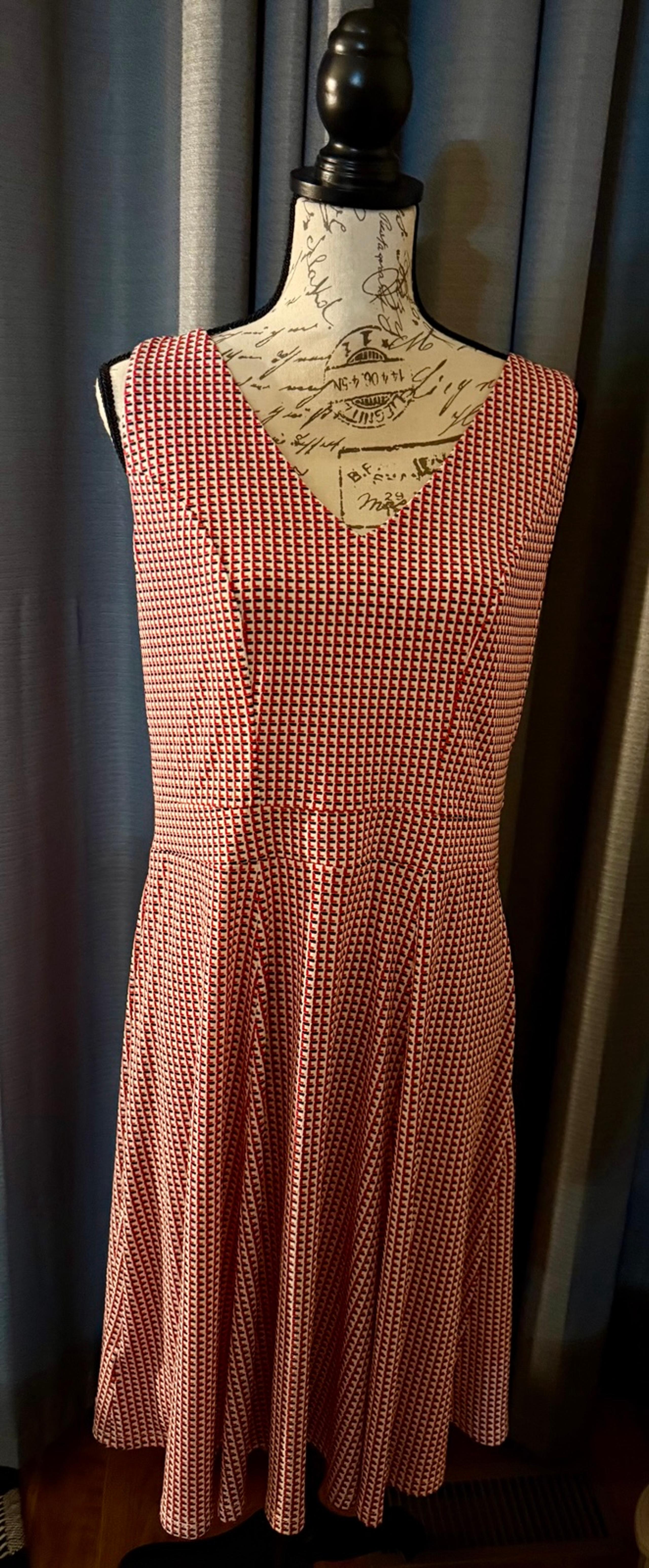 ANN TAYLOR WOMENS PLUS SIZE 14 DRESS TANK STYLE SLEEVE RED/WHITE & BLUE NEW