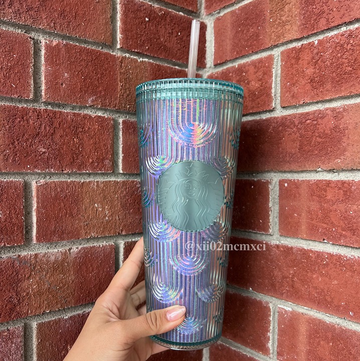 2022 STARBUCKS MERMAID SCALE VENTI TUMBLER