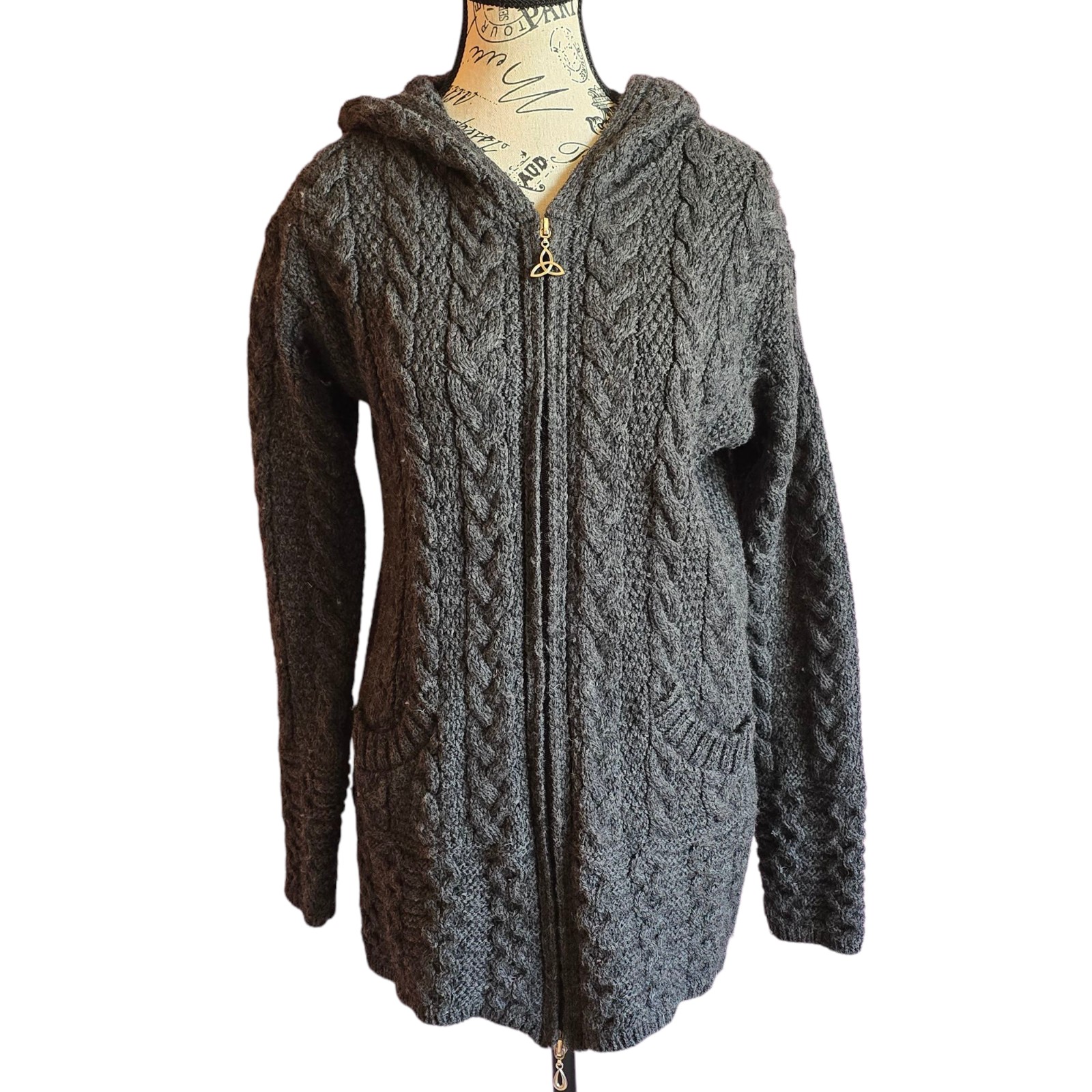 Made in Ireland Inis Crafts merino wool hooded cable knit sweater hoodie