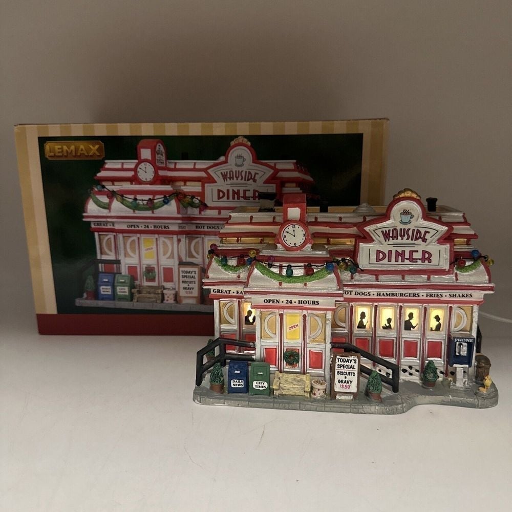 LEMAX Wayside Diner #85683 Retired Lighted Porcelain Christmas Village Scene