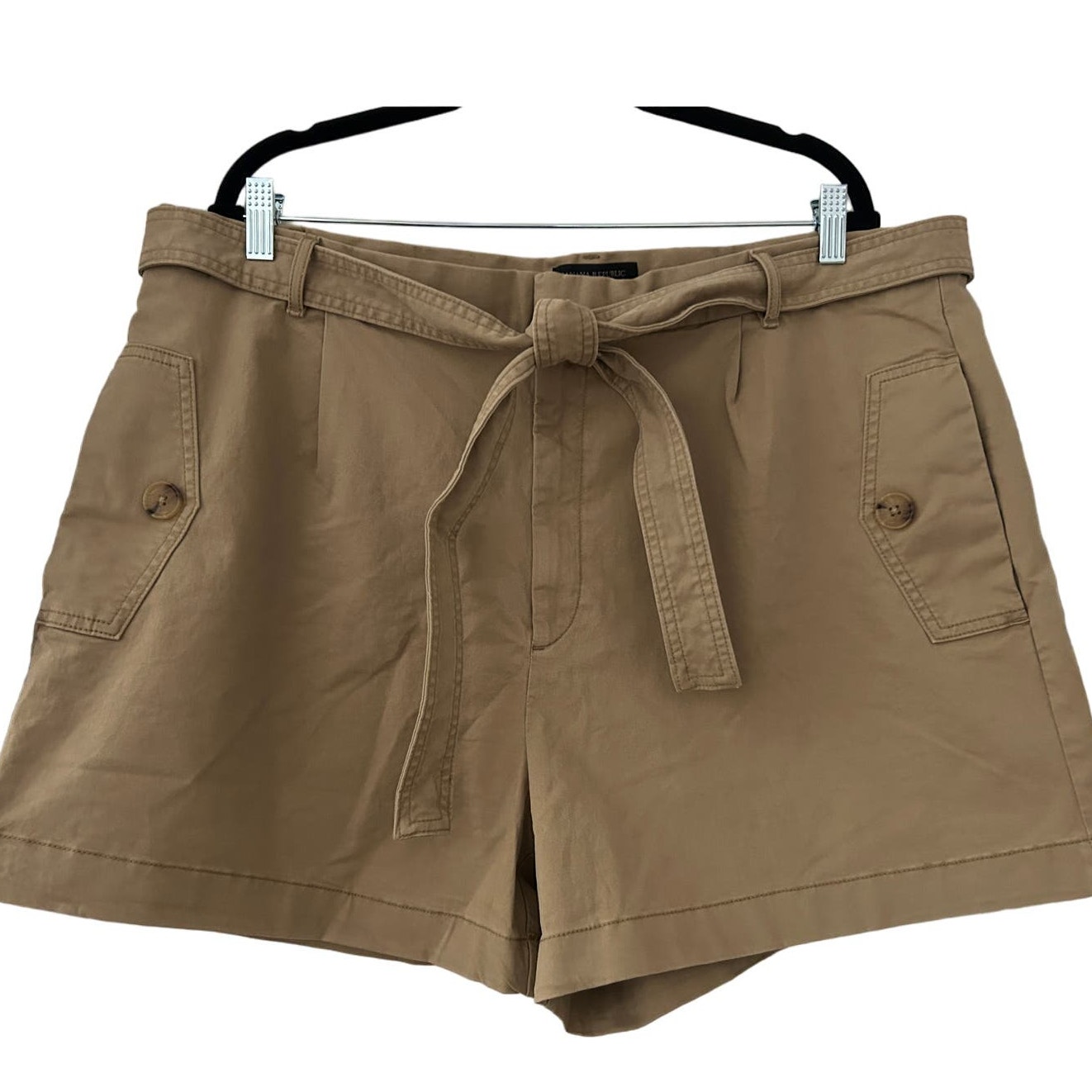 BANANA REPUBLIC NWT Authentic ChinoTie Waist Shorts Tan Beige Pockets Safari 20